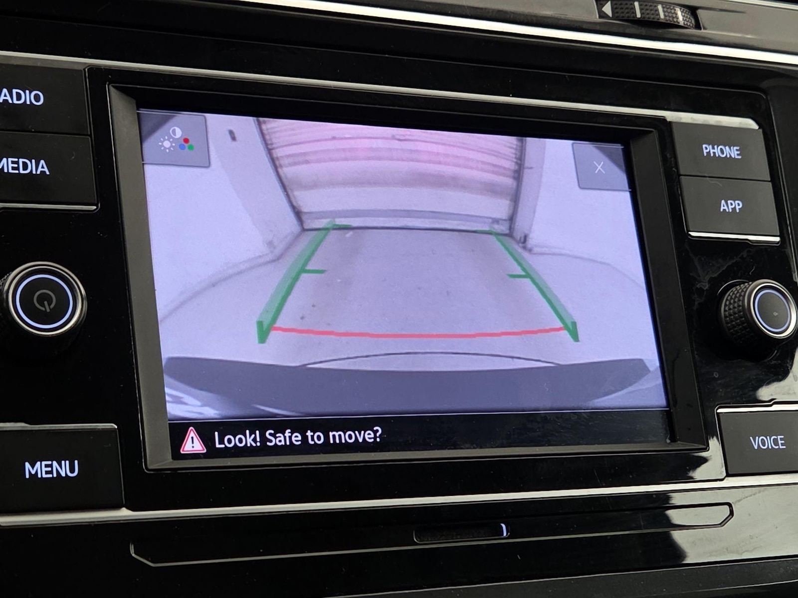 2022 Volkswagen Tiguan S - Photo 15