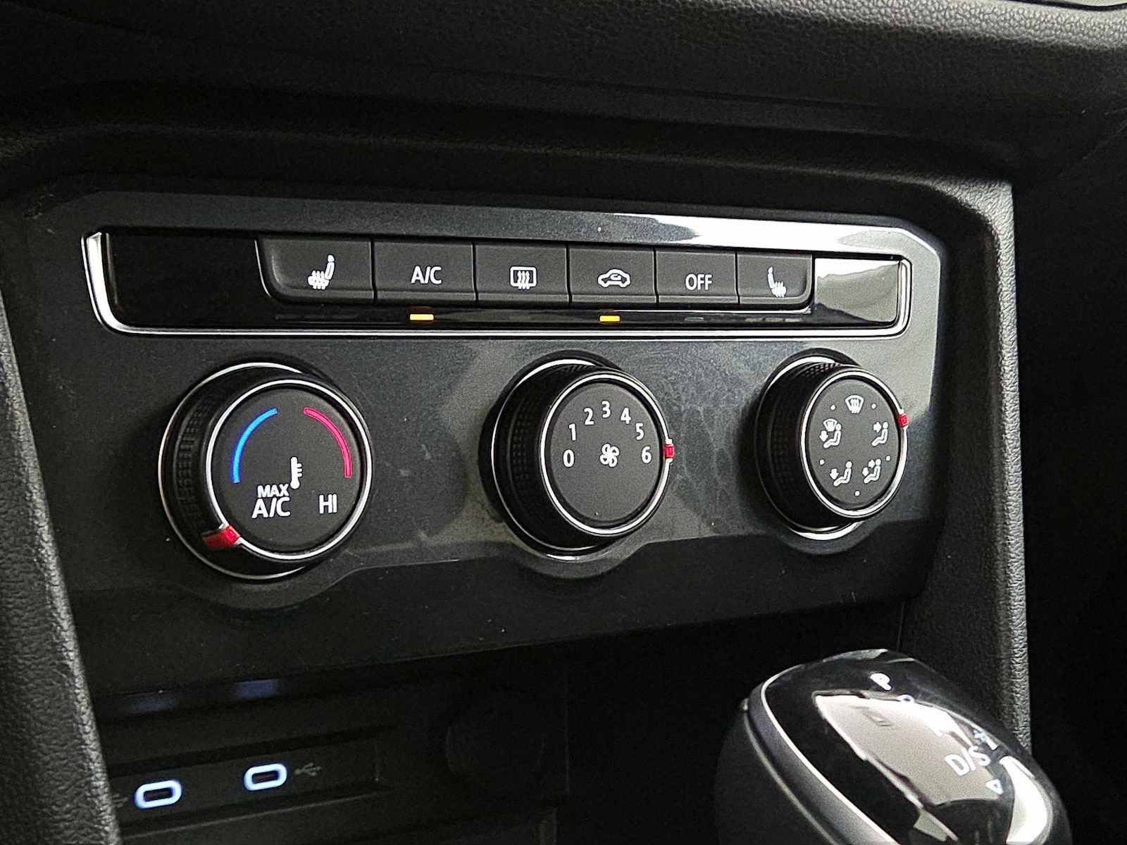 2022 Volkswagen Tiguan S - Photo 17