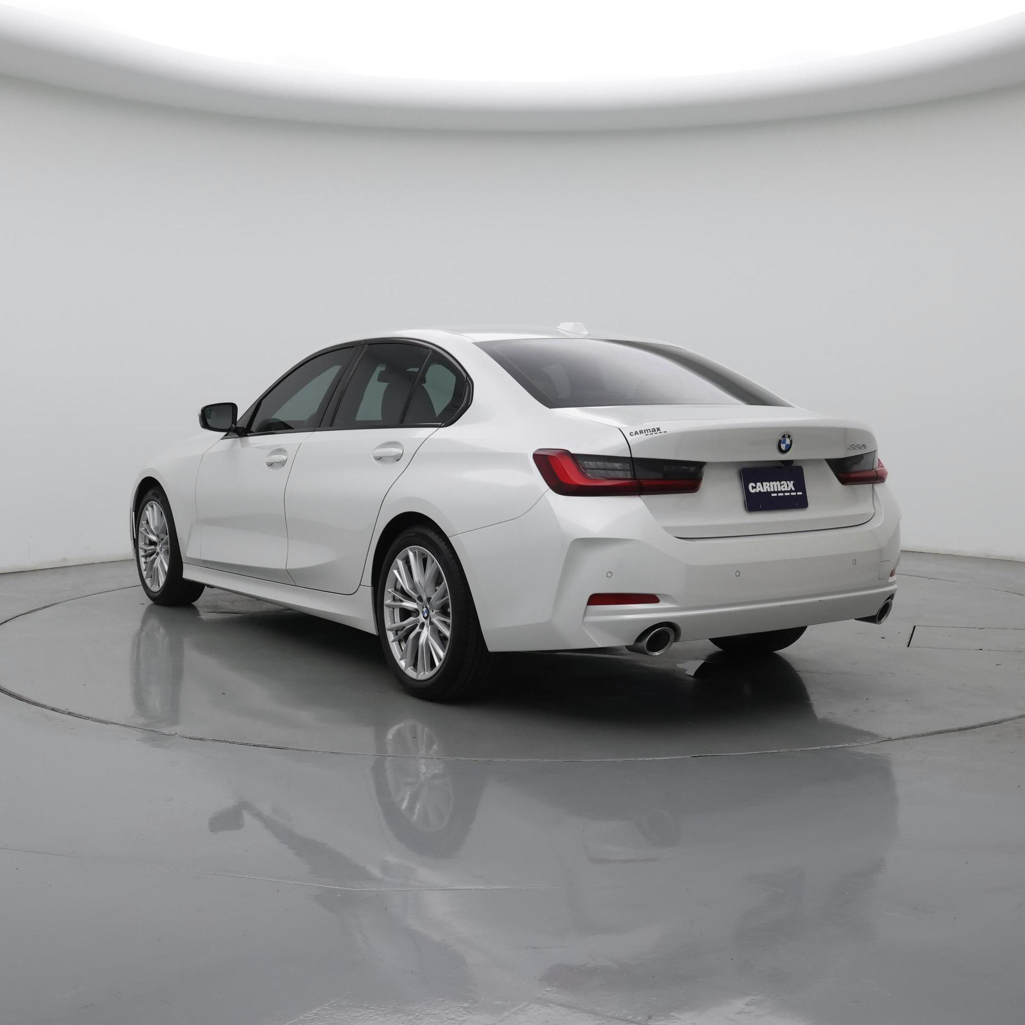 Thumbnail: 2023 BMW 3 Series - 2