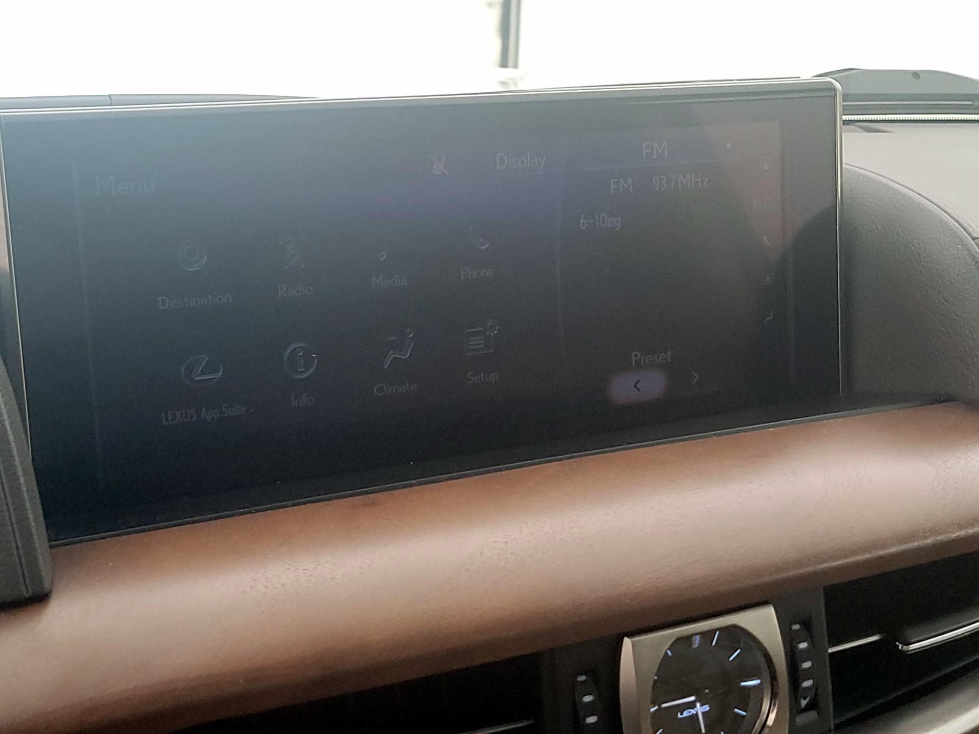 Thumbnail: 2020 Lexus LX - 15