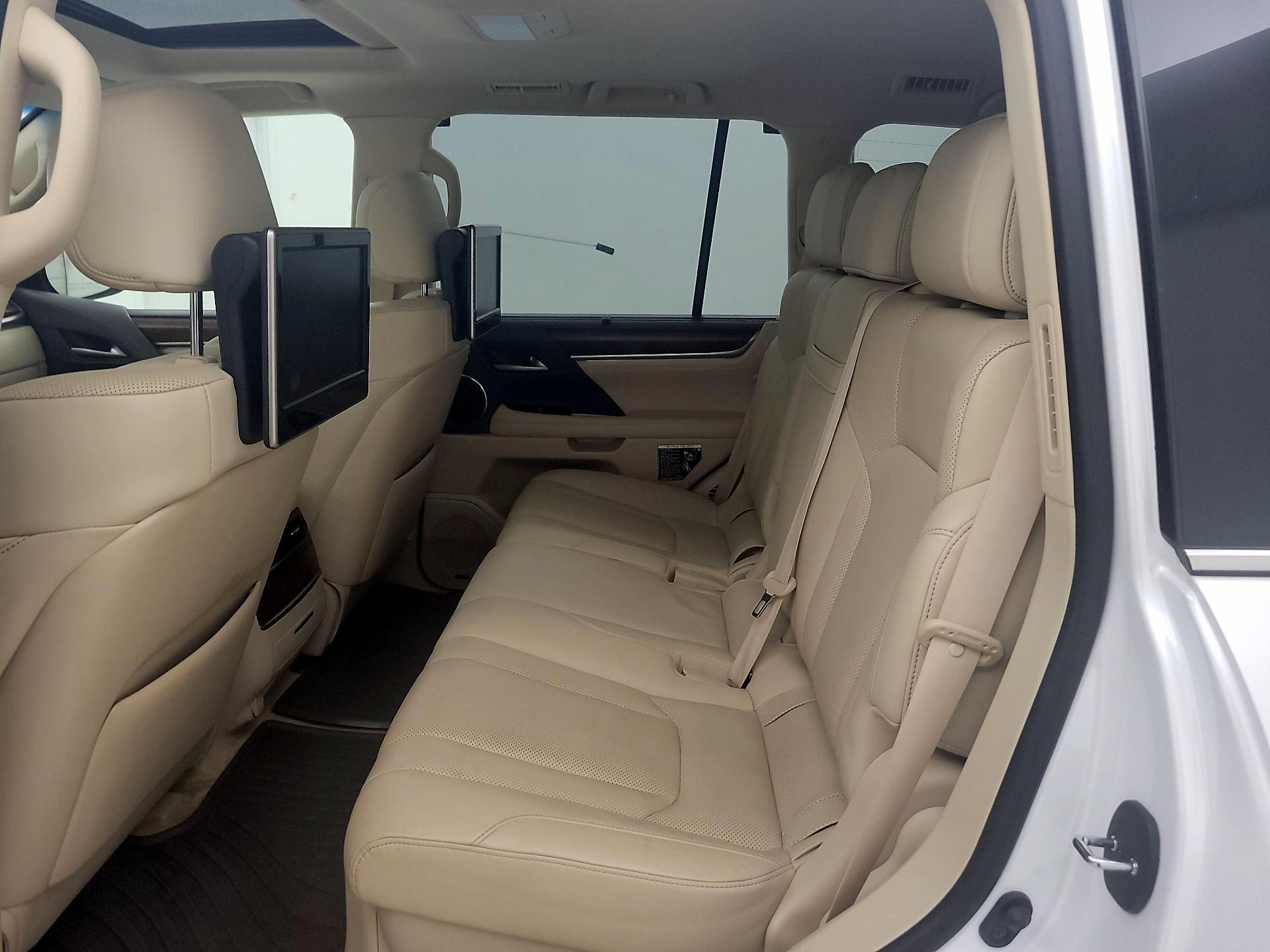 Thumbnail: 2020 Lexus LX - 19