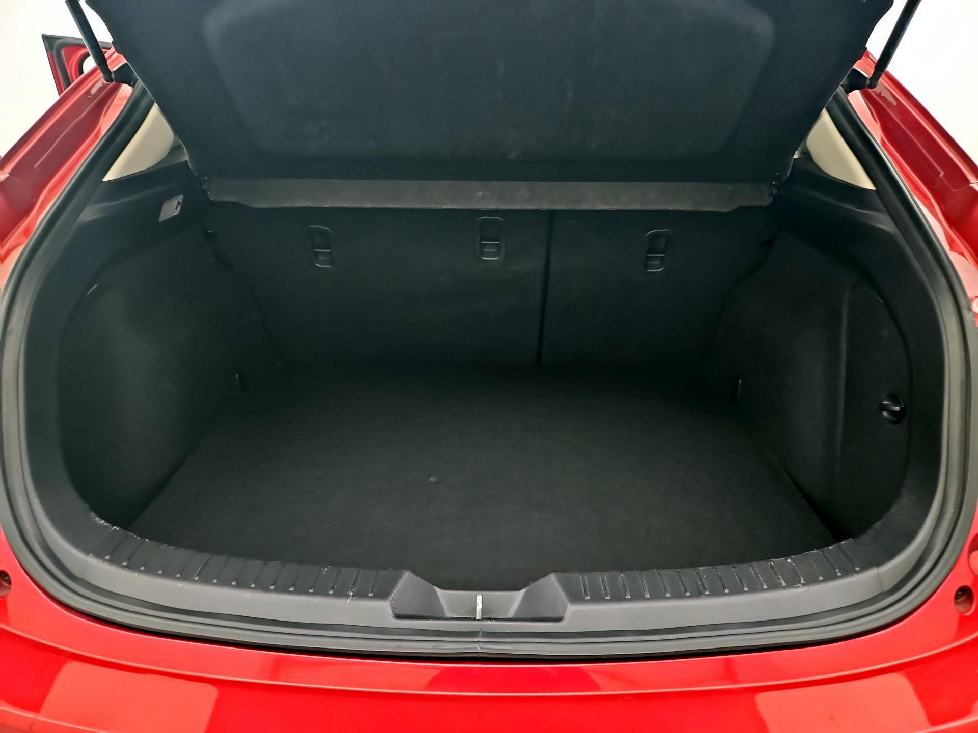 Thumbnail: 2017 Mazda Mazda3 - 20