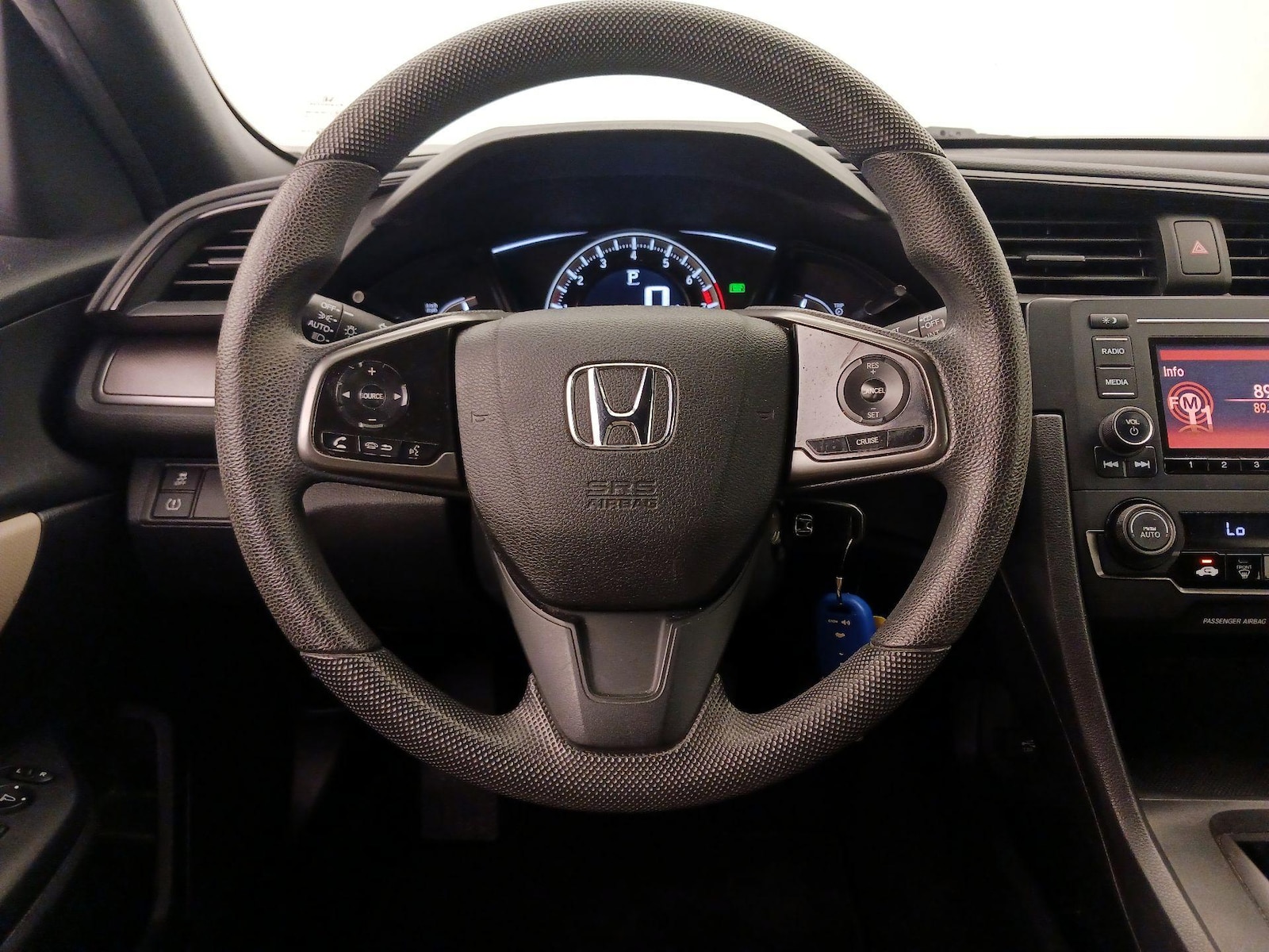 2017 Honda Civic Hatchback 11