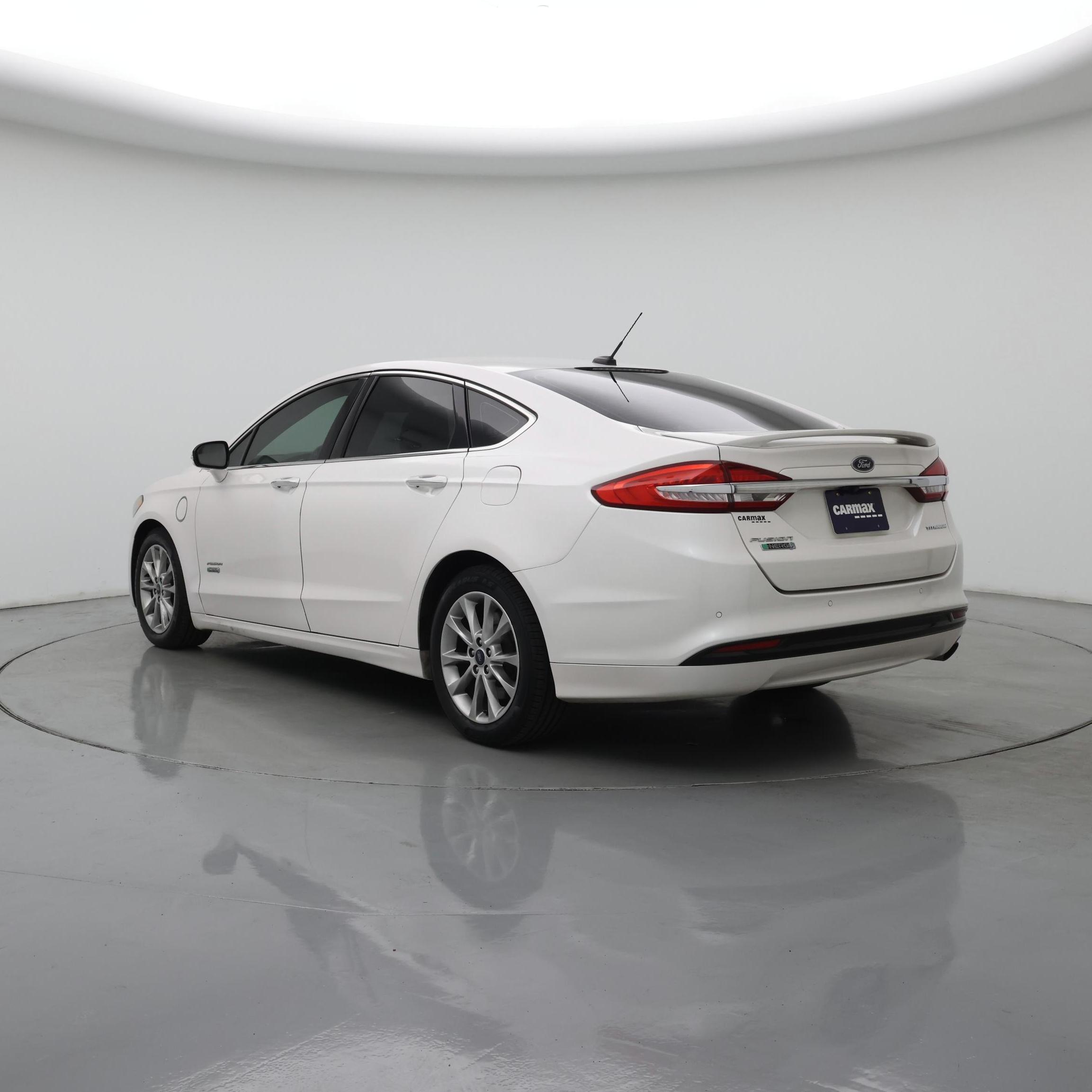 Thumbnail: 2017 Ford Fusion - 2