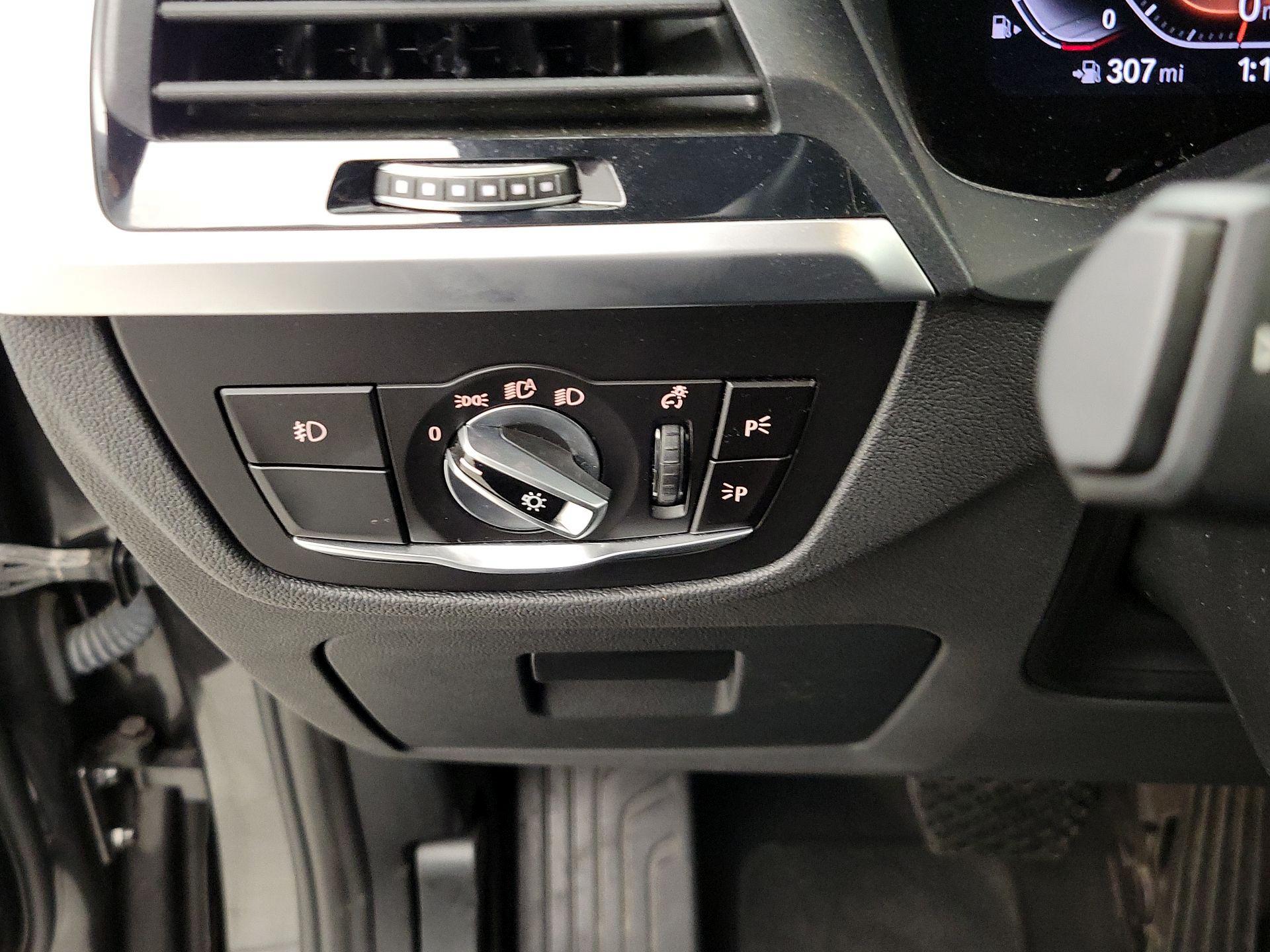 Thumbnail: 2021 BMW X3 - 13