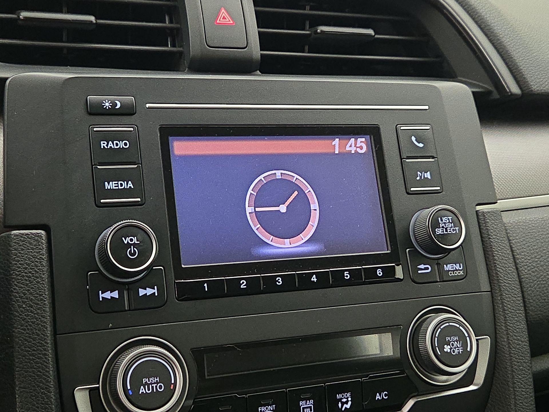 Thumbnail: 2016 Honda Civic - 14