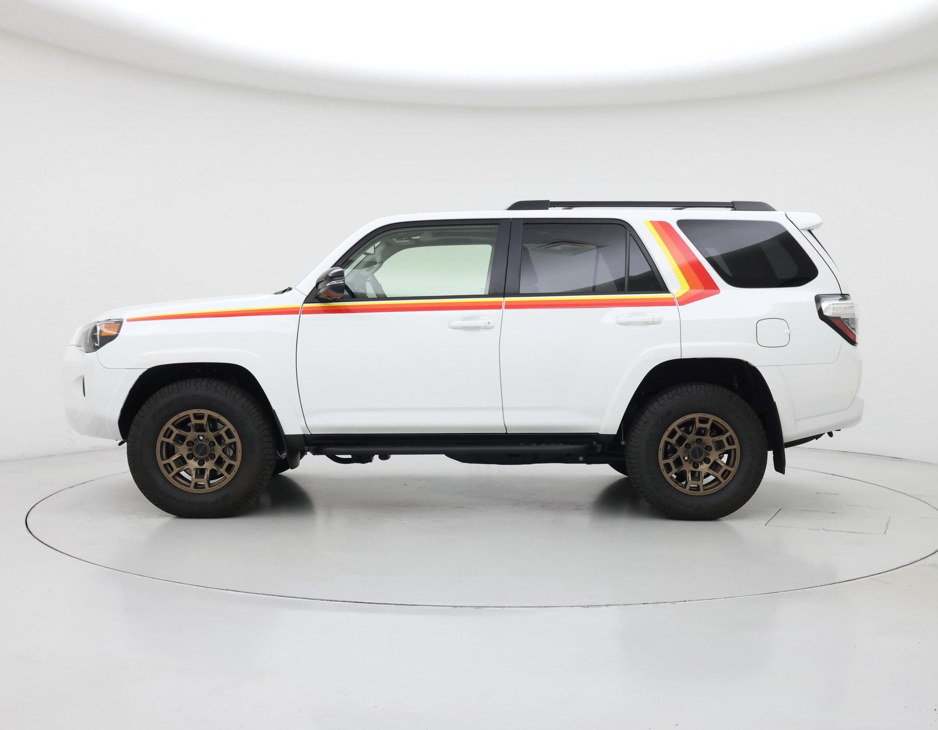Thumbnail: 2023 Toyota 4Runner - 3