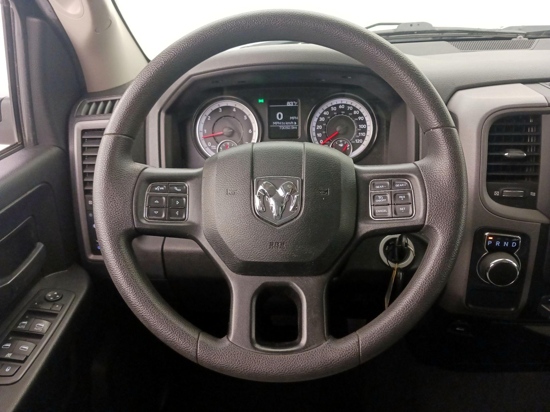 Thumbnail: 2019 RAM 1500 Classic - 10