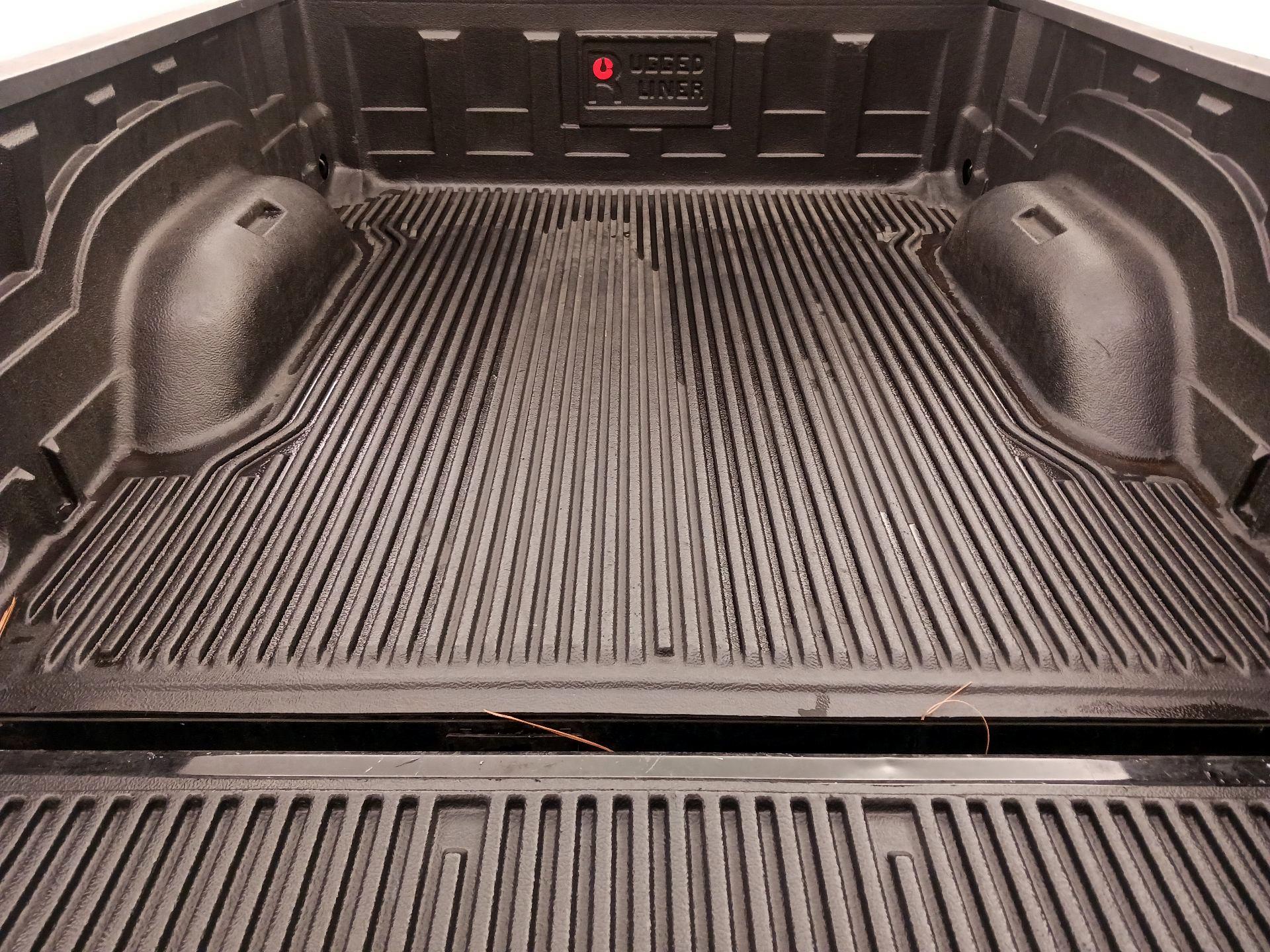 Thumbnail: 2019 RAM 1500 Classic - 20