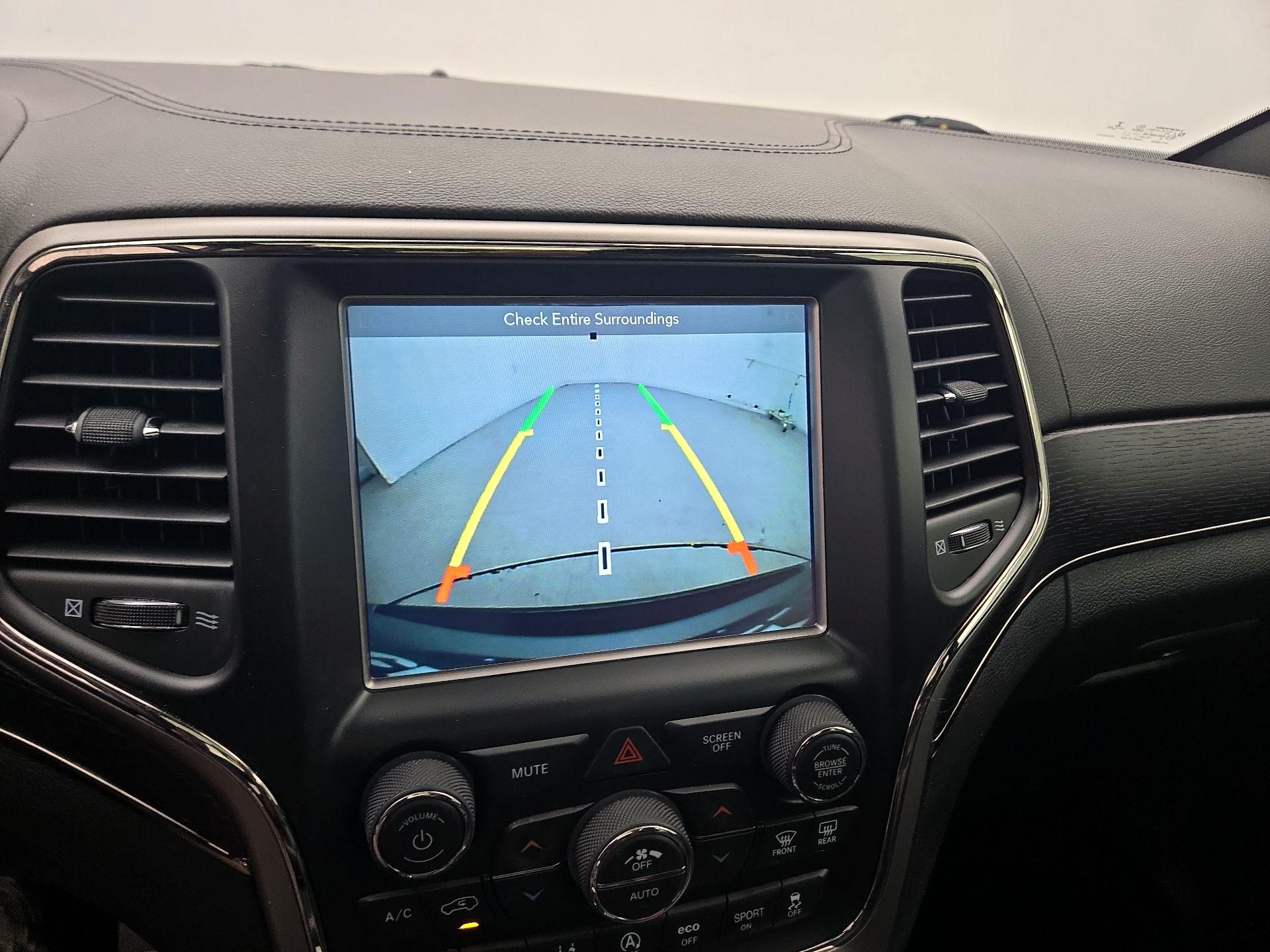 Thumbnail: 2018 Jeep Grand Cherokee - 15