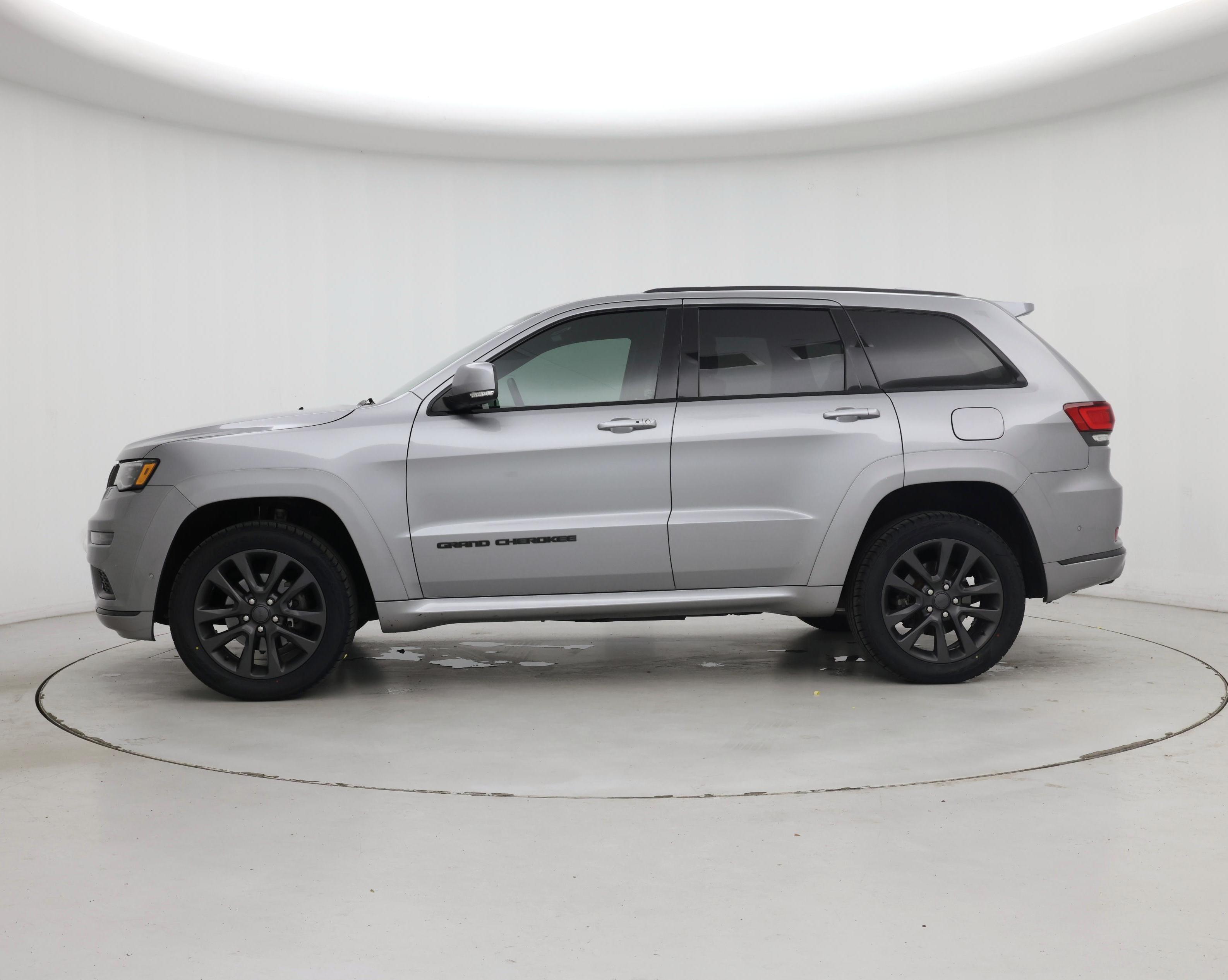 Thumbnail: 2018 Jeep Grand Cherokee - 3