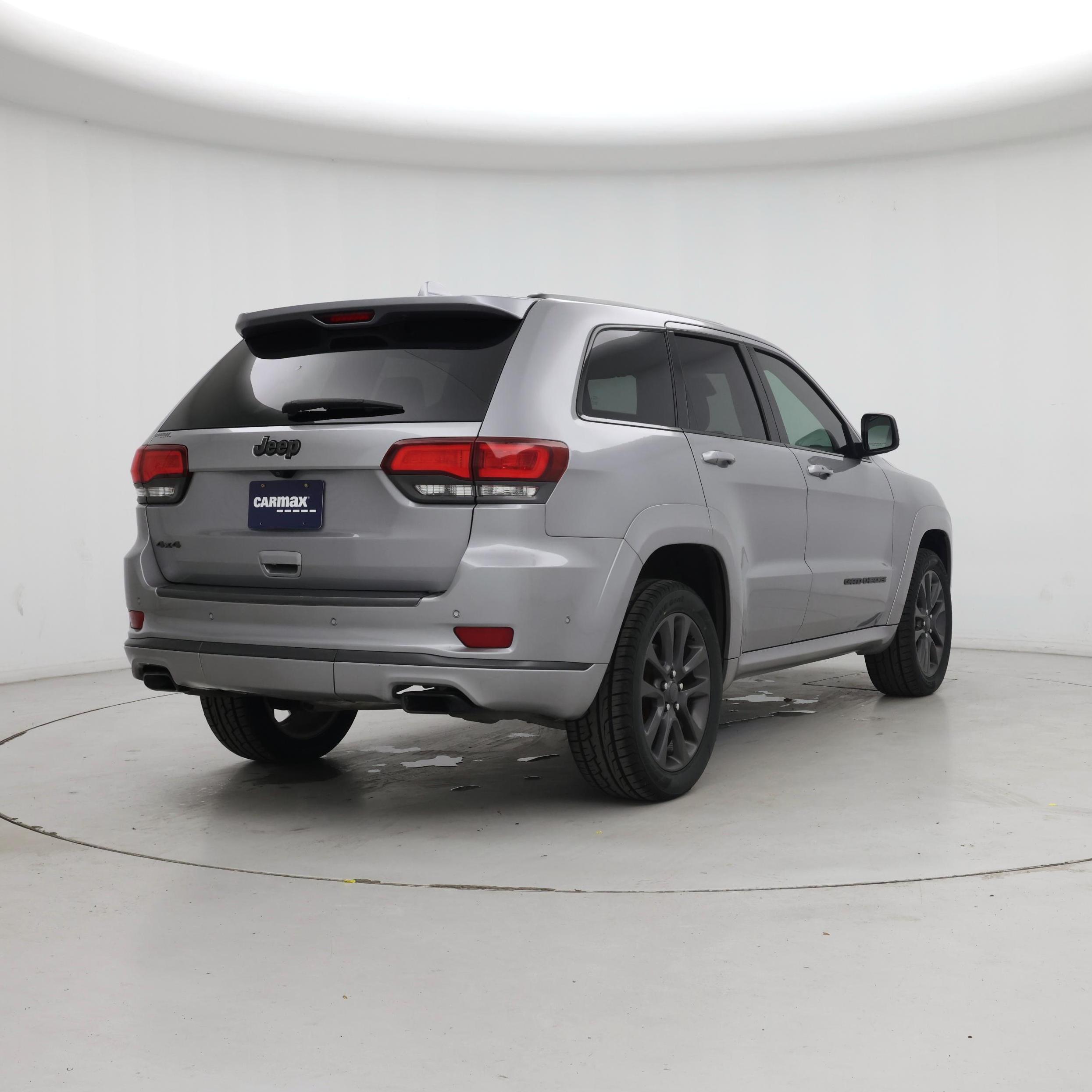 Thumbnail: 2018 Jeep Grand Cherokee - 8