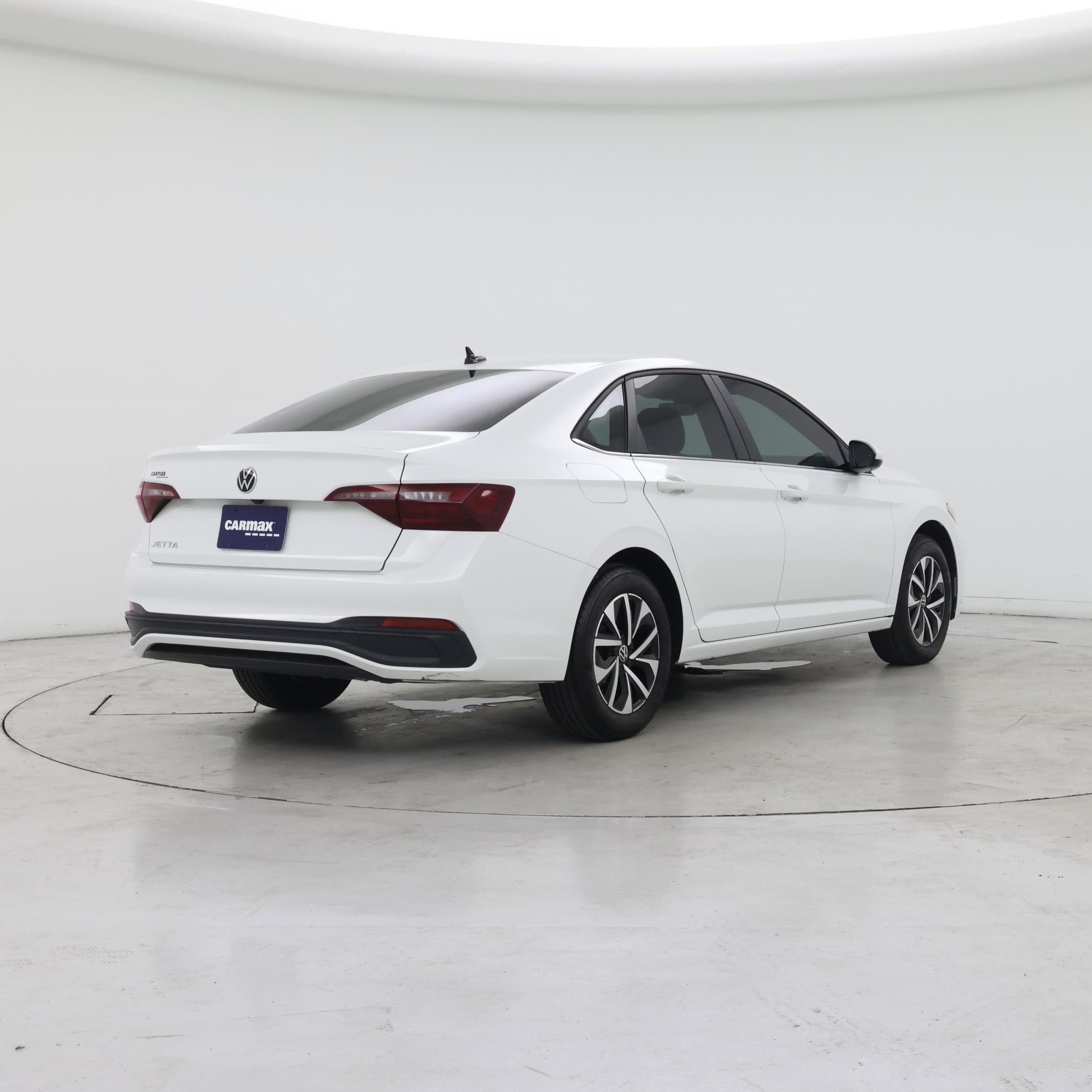 Thumbnail: 2024 Volkswagen Jetta - 8