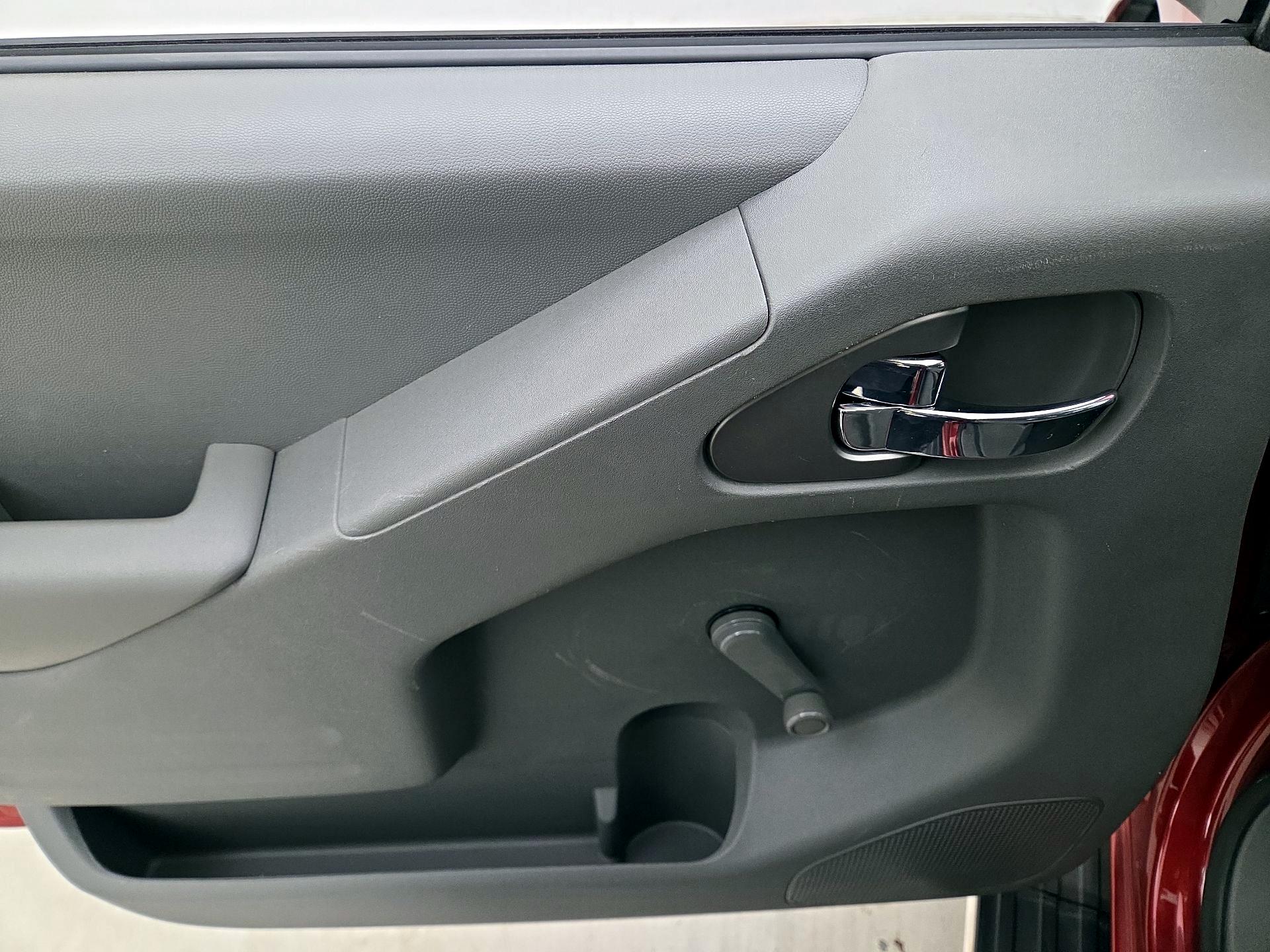 Thumbnail: 2019 Nissan Frontier - 12