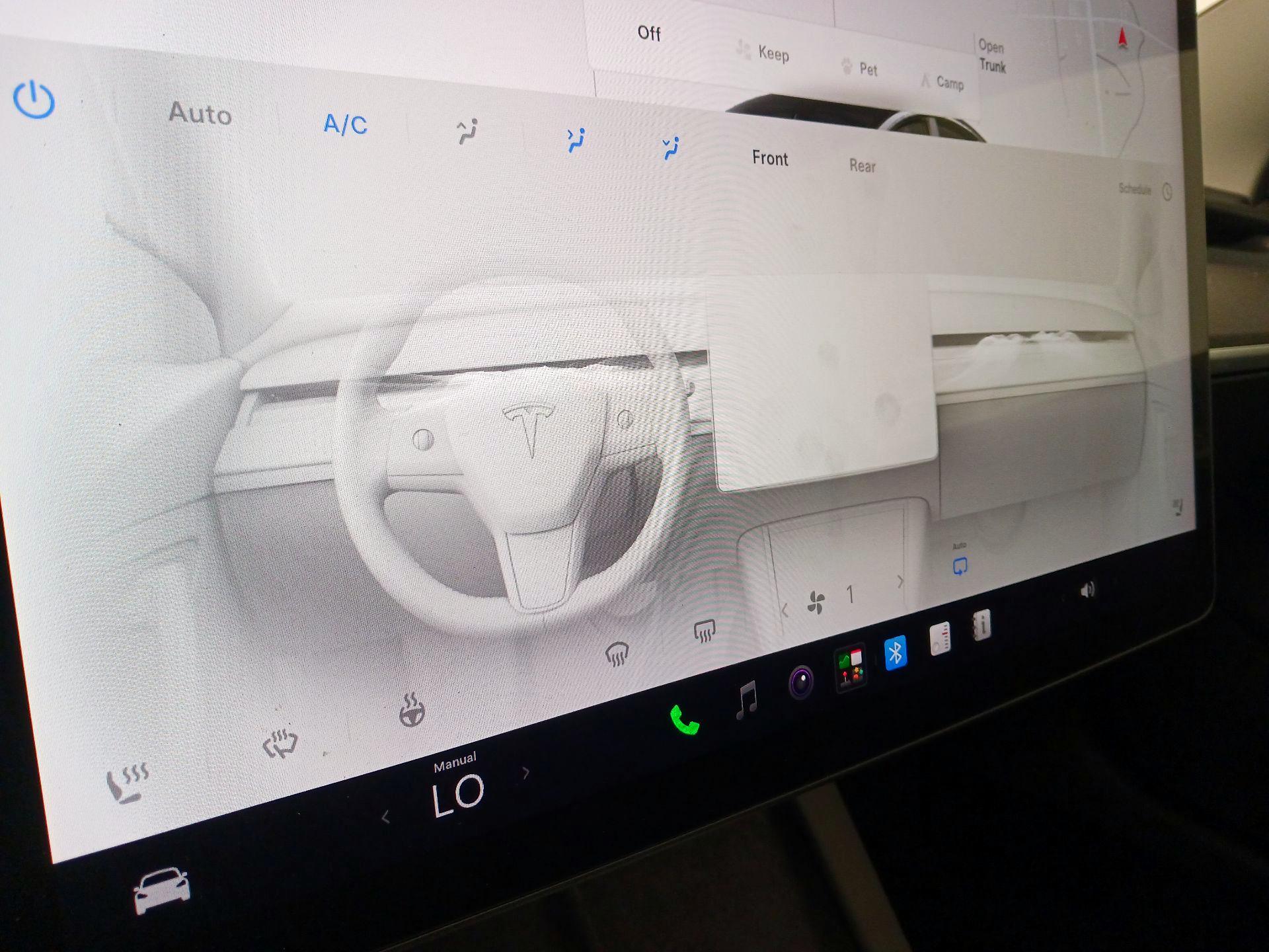 Thumbnail: 2022 Tesla Model 3 - 16