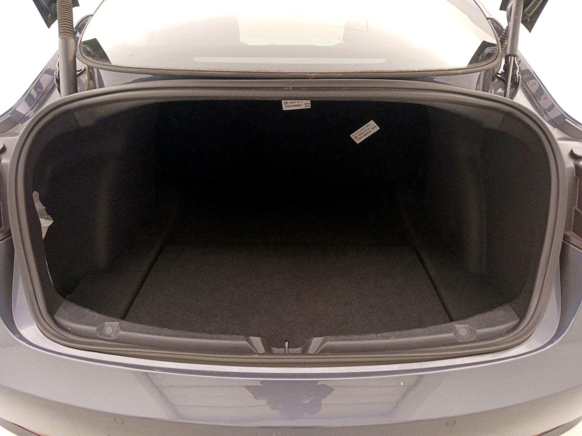 Thumbnail: 2022 Tesla Model 3 - 19