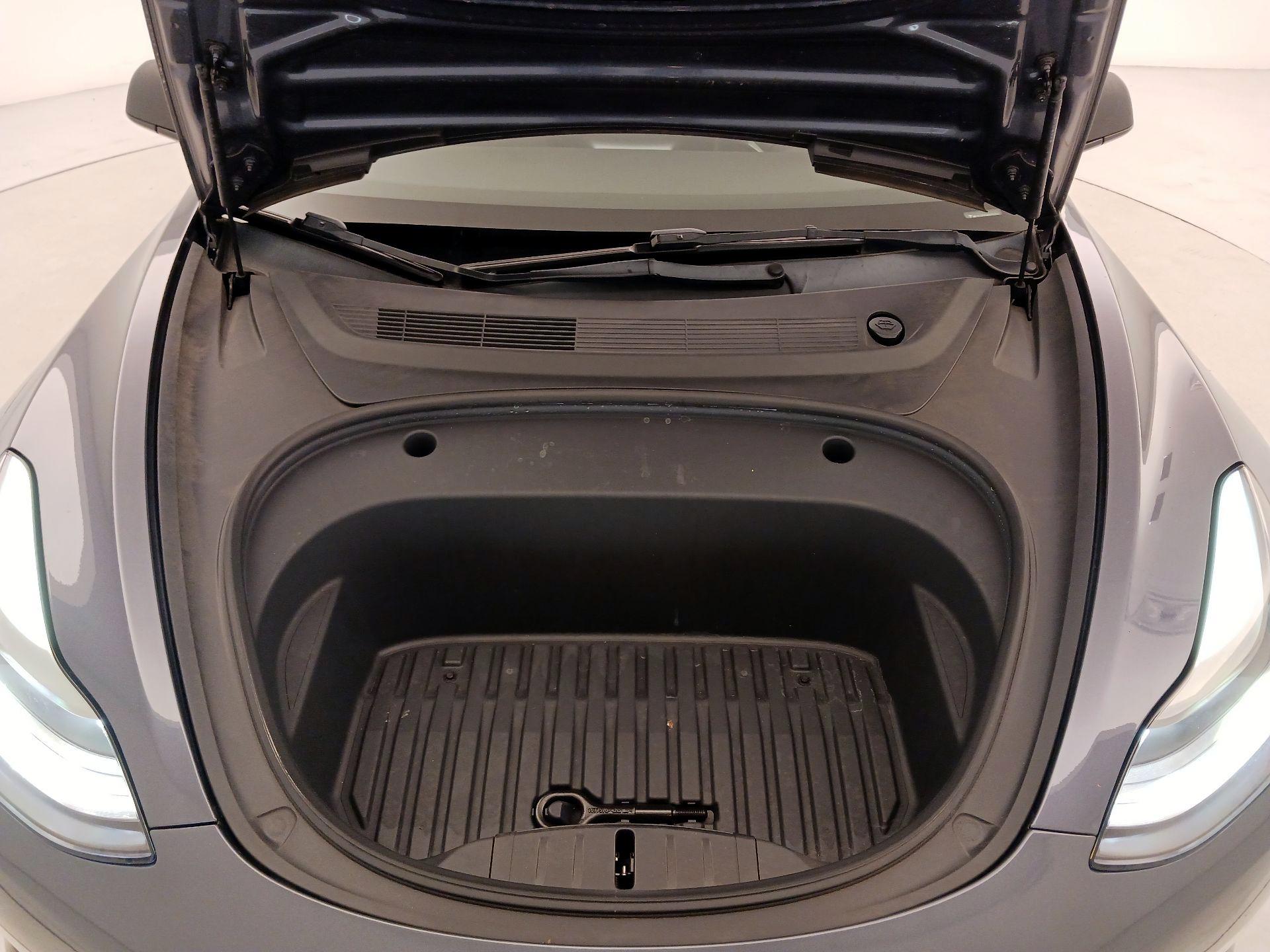 Thumbnail: 2022 Tesla Model 3 - 20