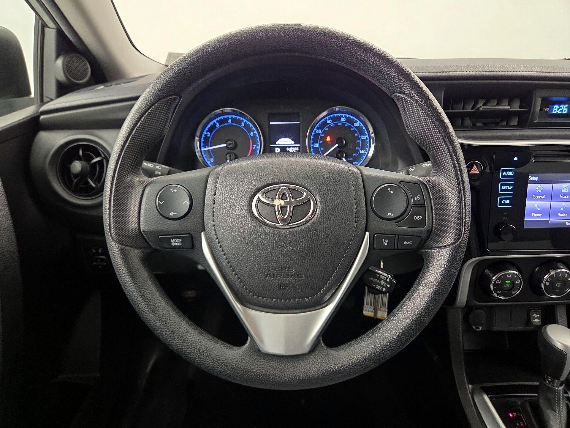 Thumbnail: 2017 Toyota Corolla - 10