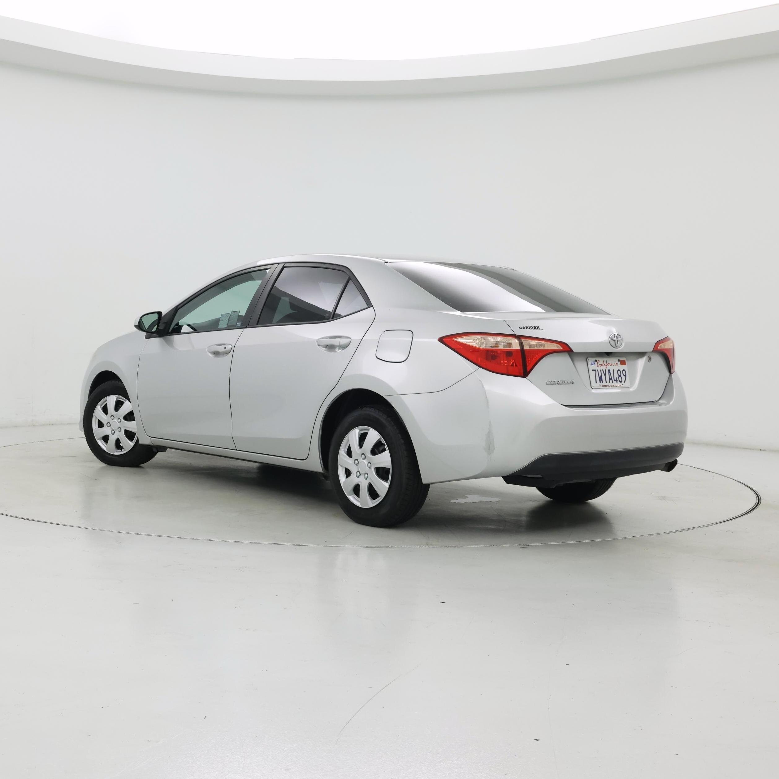 Thumbnail: 2017 Toyota Corolla - 2