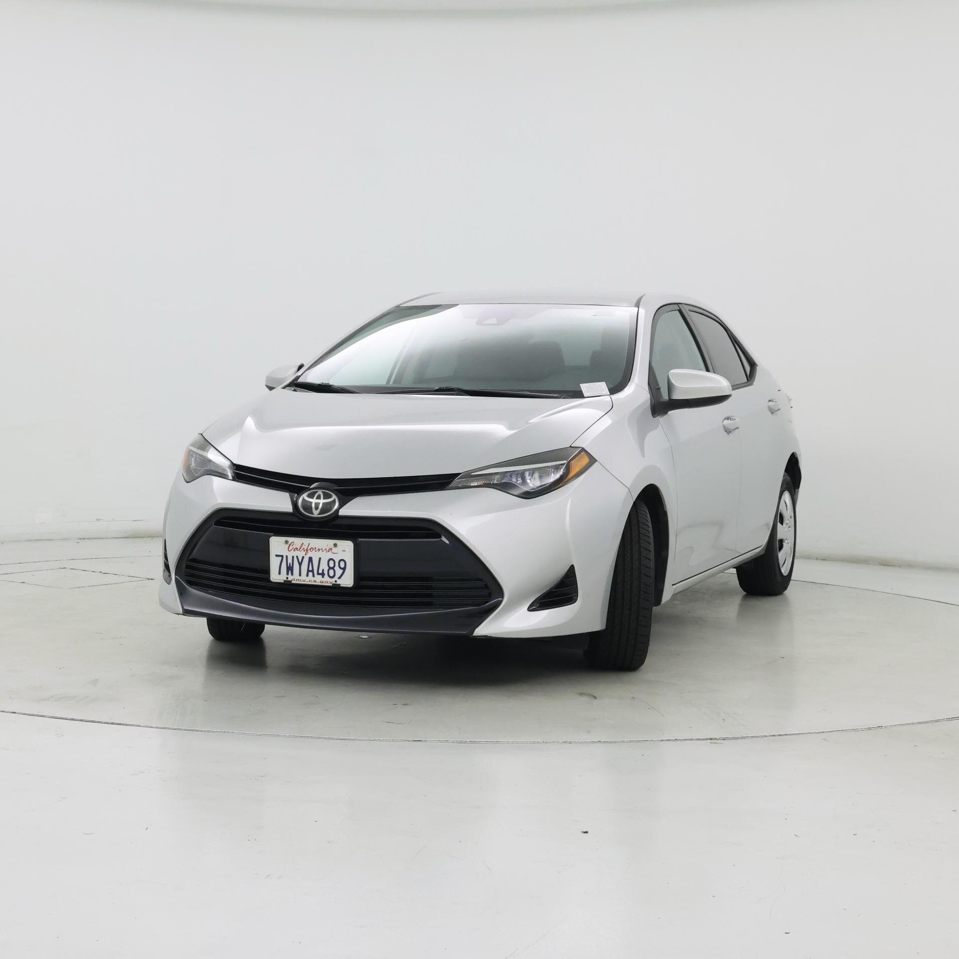 Thumbnail: 2017 Toyota Corolla - 4