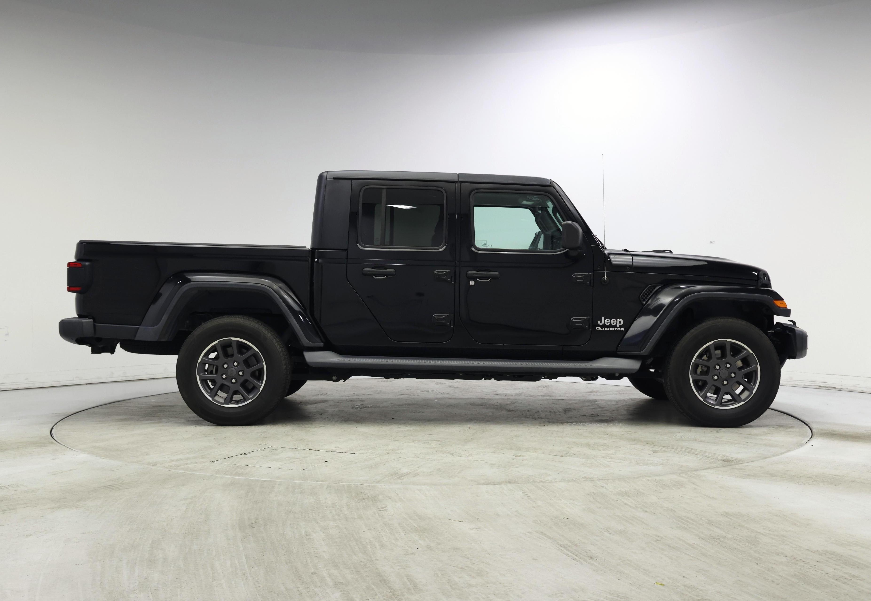 Thumbnail: 2020 Jeep Gladiator - 7