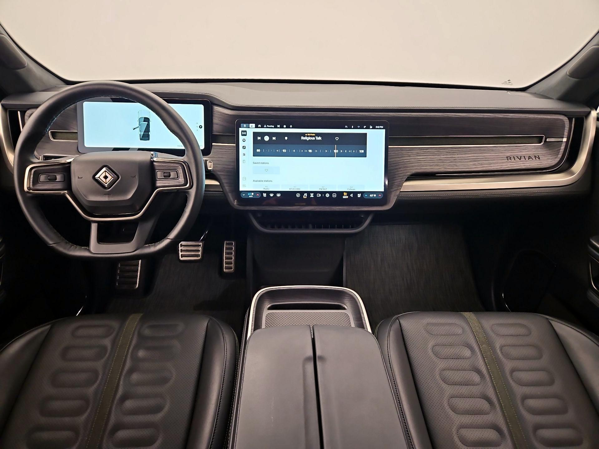 Thumbnail: 2024 Rivian R1S - 9