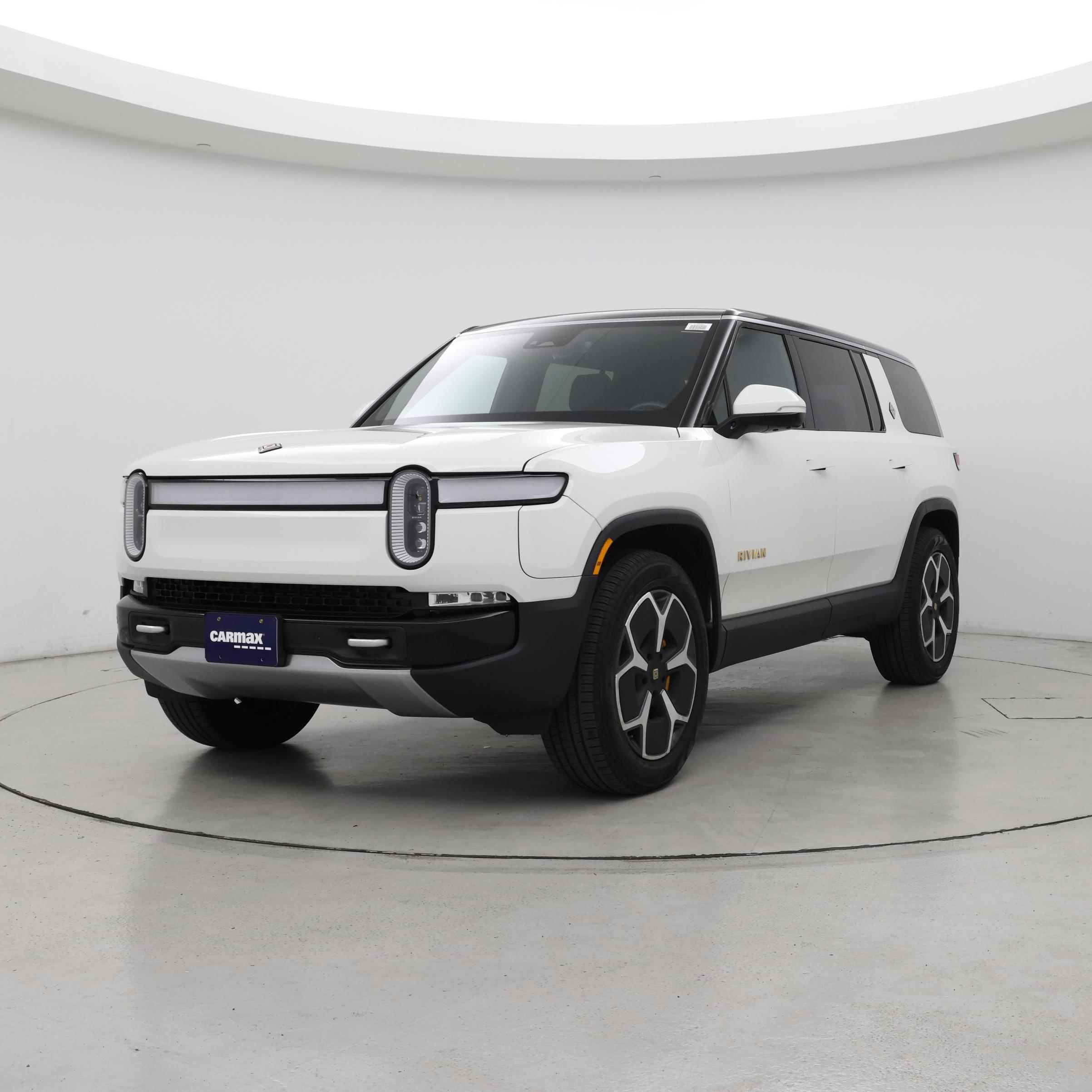Thumbnail: 2024 Rivian R1S - 4