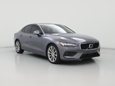 2020 Volvo S60 T6 Momentum