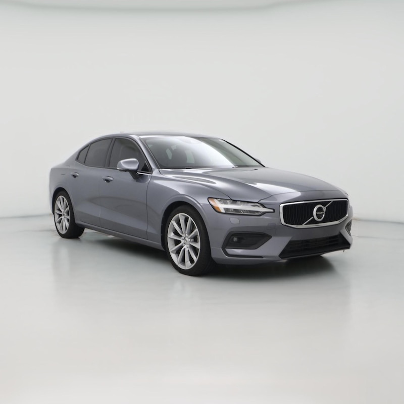2020 Volvo S60 T6 Momentum