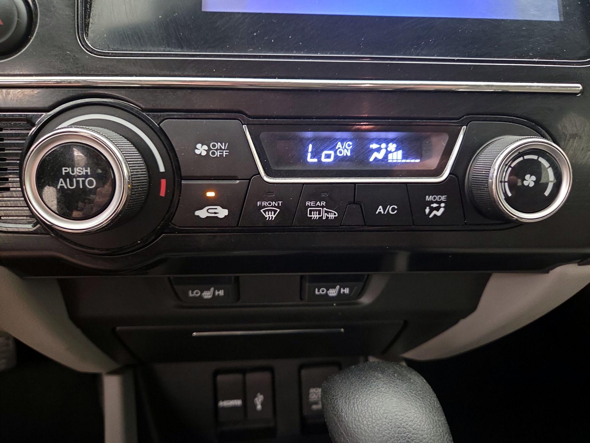 Thumbnail: 2015 Honda Civic - 15