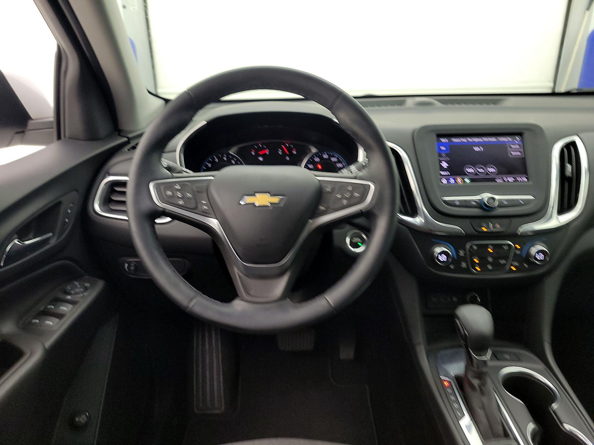 Thumbnail: 2023 Chevrolet Equinox - 10