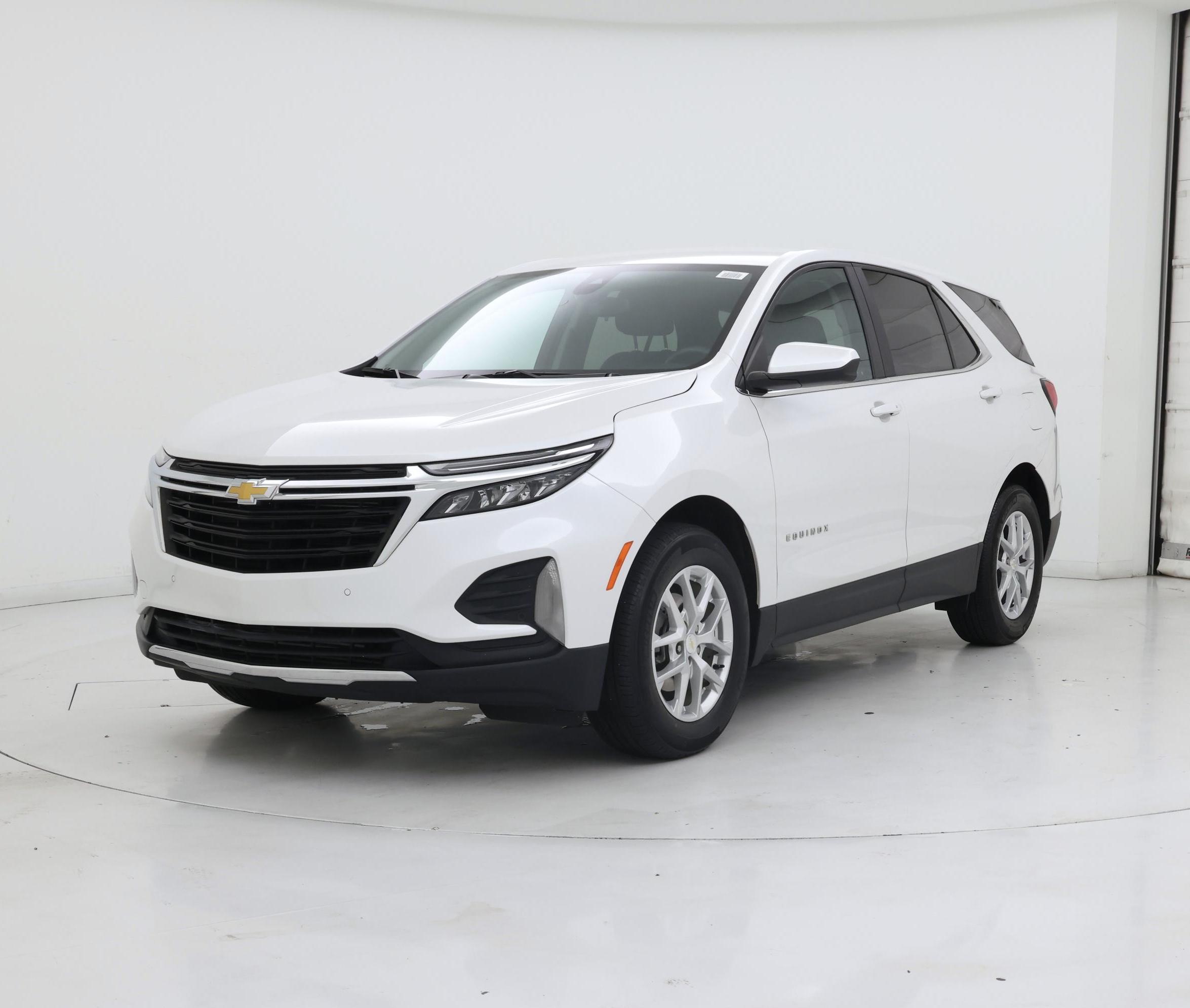 Thumbnail: 2023 Chevrolet Equinox - 4