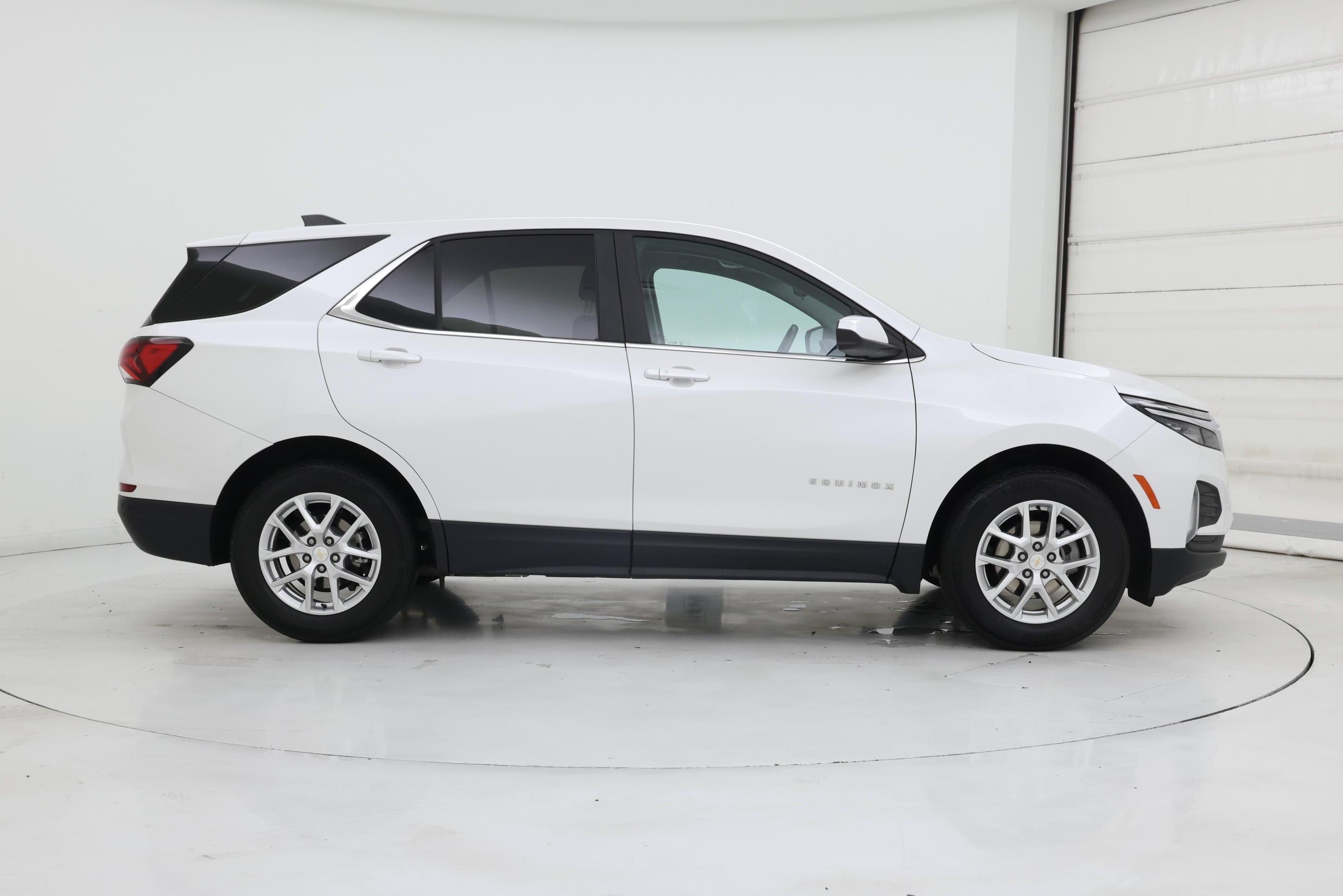 Thumbnail: 2023 Chevrolet Equinox - 7
