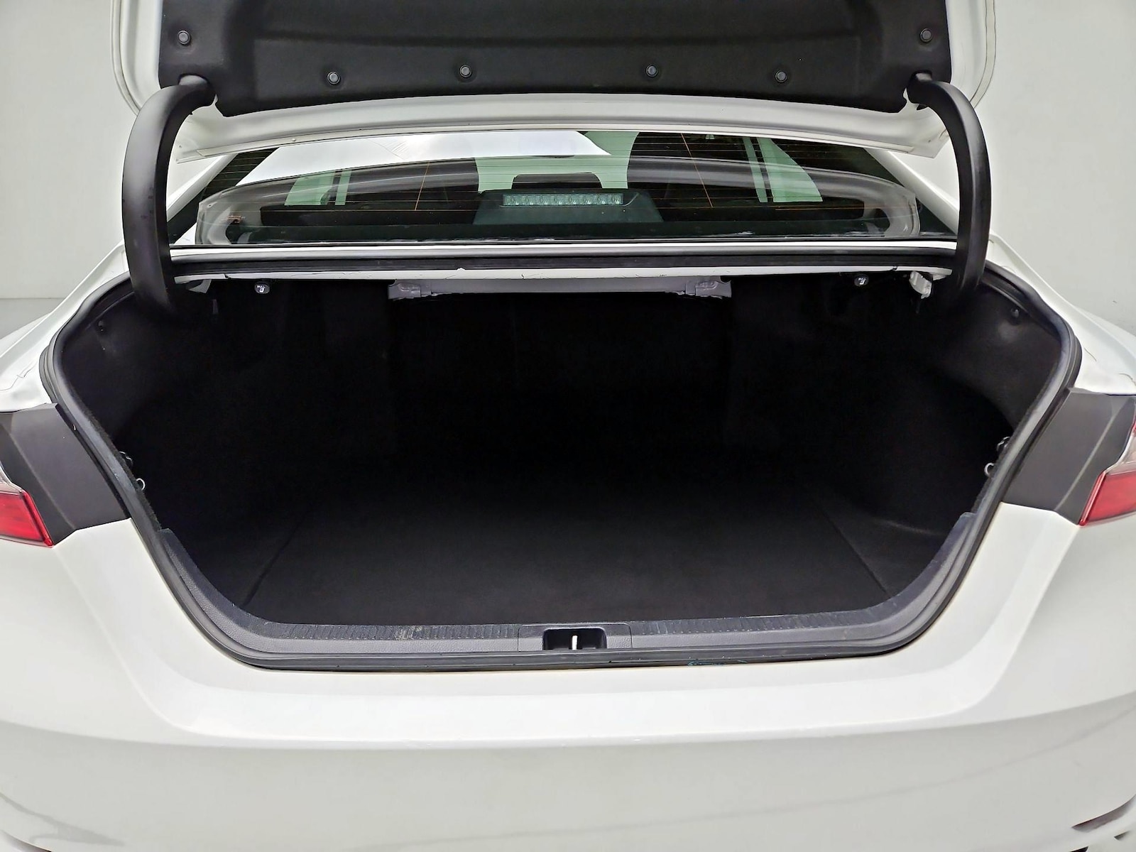 2023 Toyota Camry SE - Photo 21