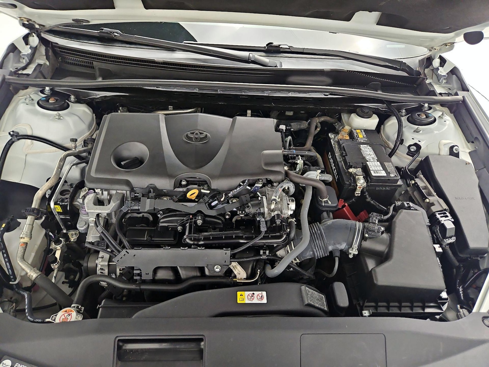 2023 Toyota Camry SE - Photo 22