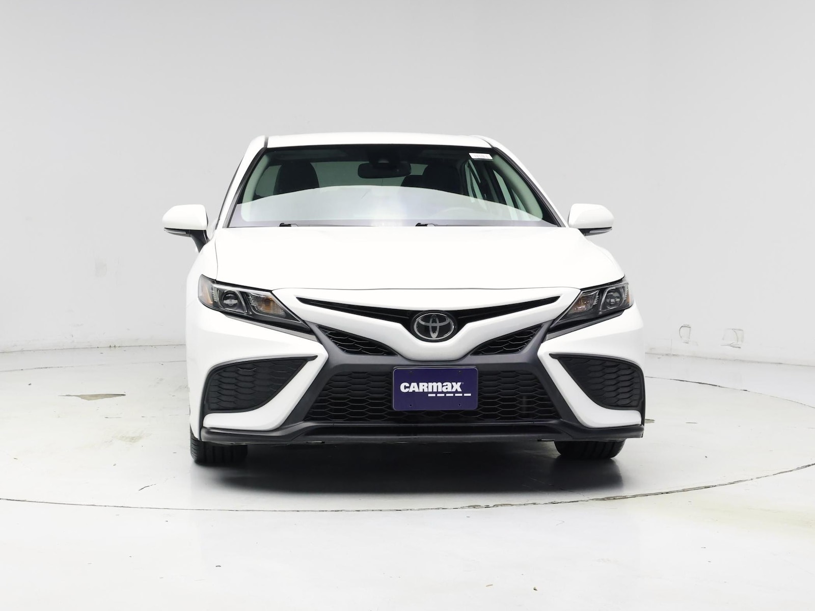 2023 Toyota Camry SE - Photo 6