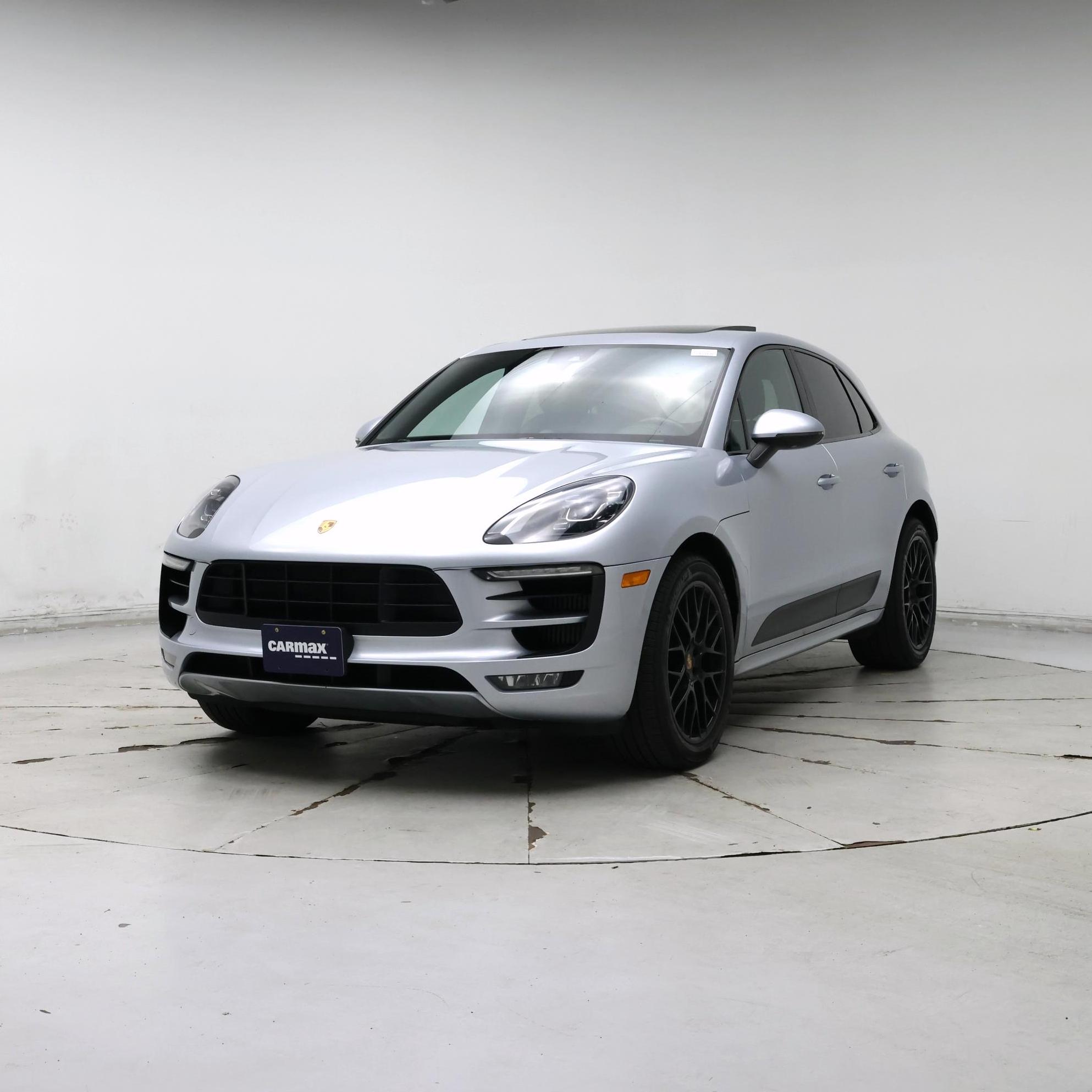 Thumbnail: 2017 Porsche Macan - 4