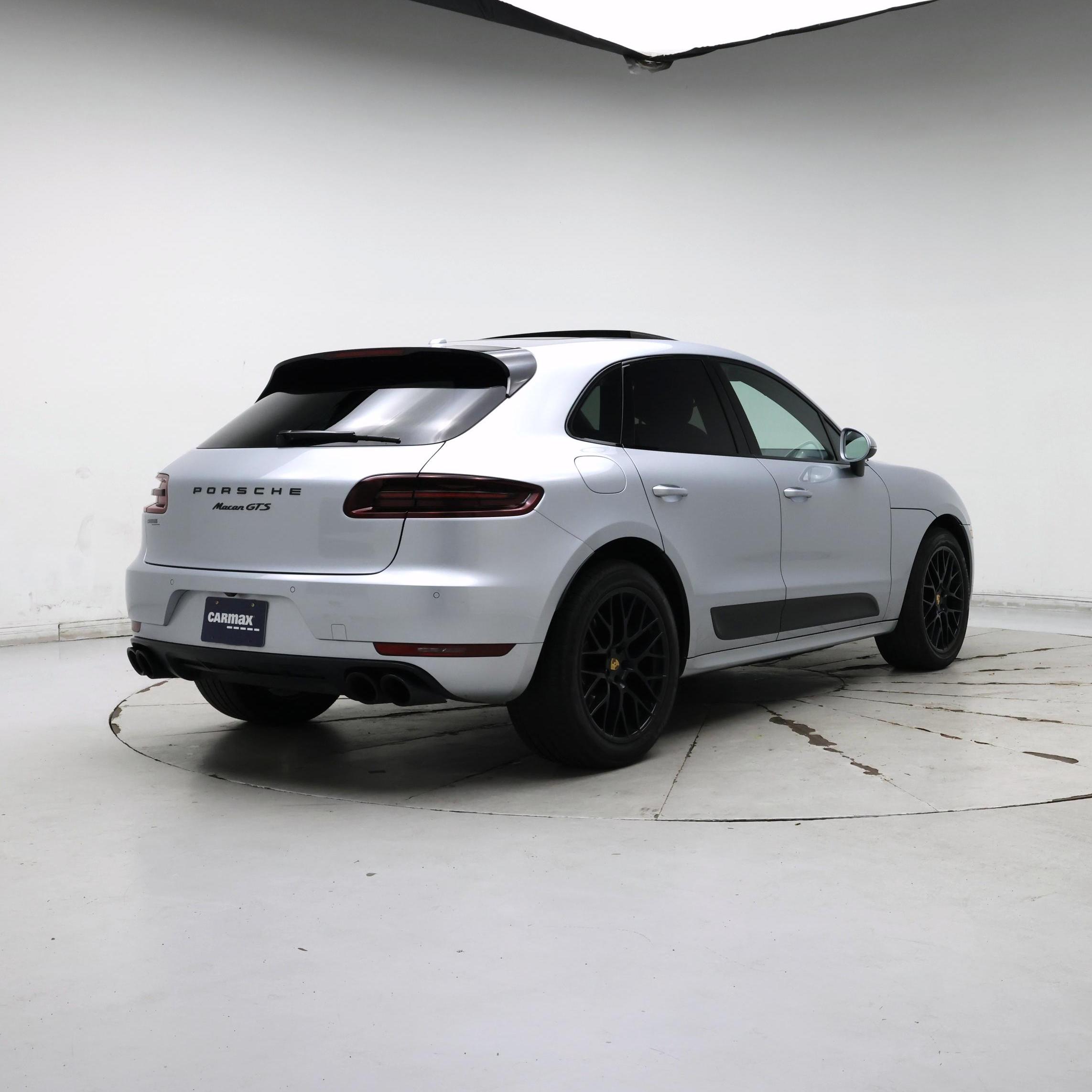 Thumbnail: 2017 Porsche Macan - 8