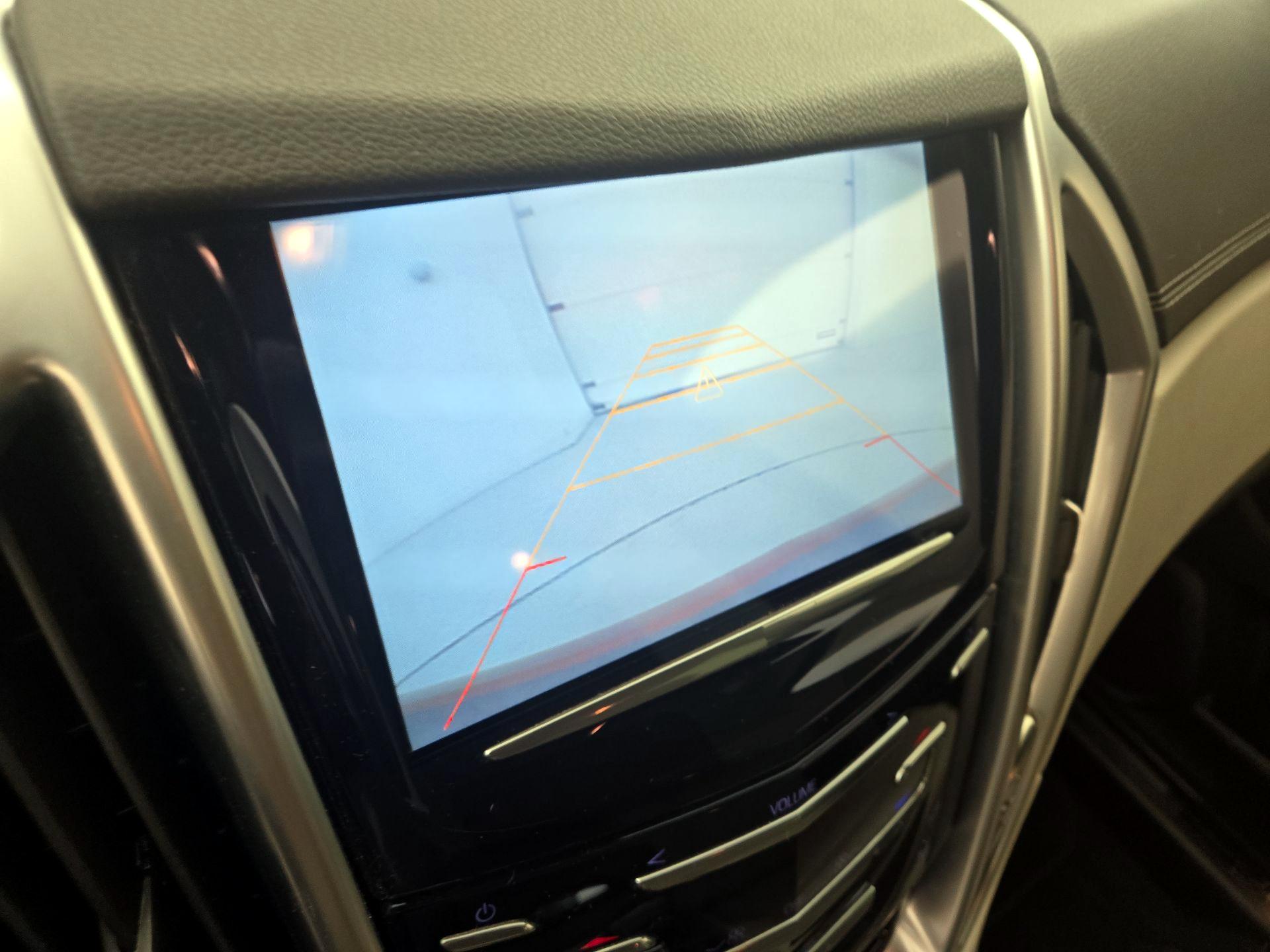 Thumbnail: 2015 Cadillac SRX - 14