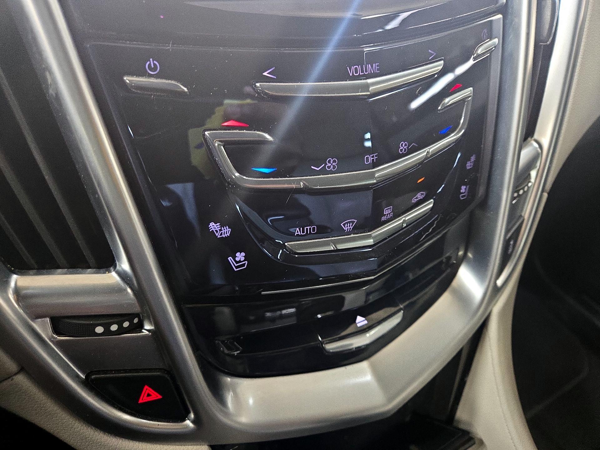 Thumbnail: 2015 Cadillac SRX - 16