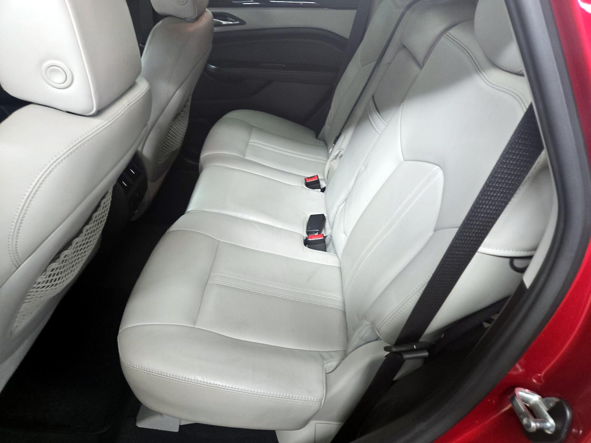 Thumbnail: 2015 Cadillac SRX - 20