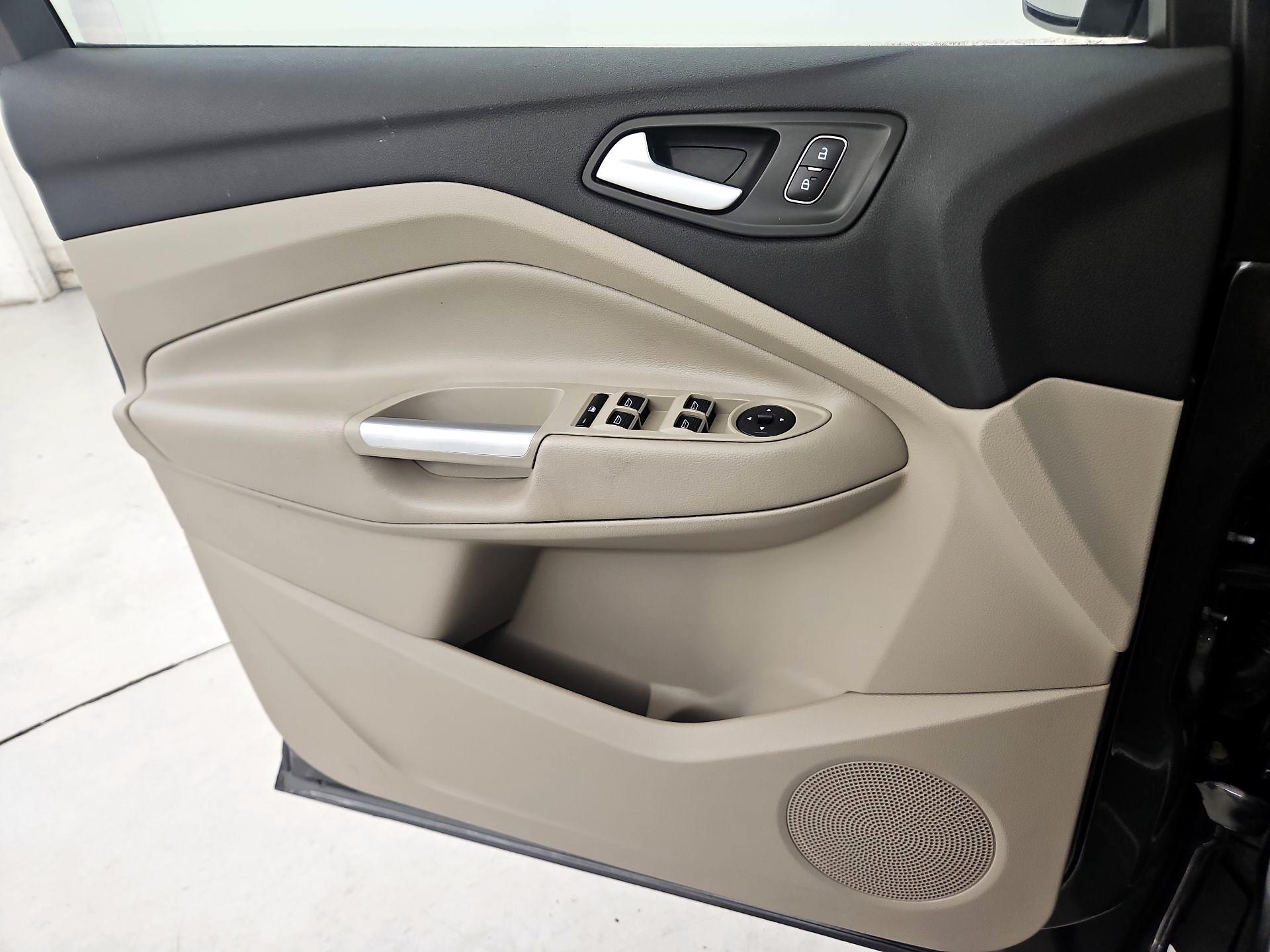 Thumbnail: 2019 Ford Escape - 12