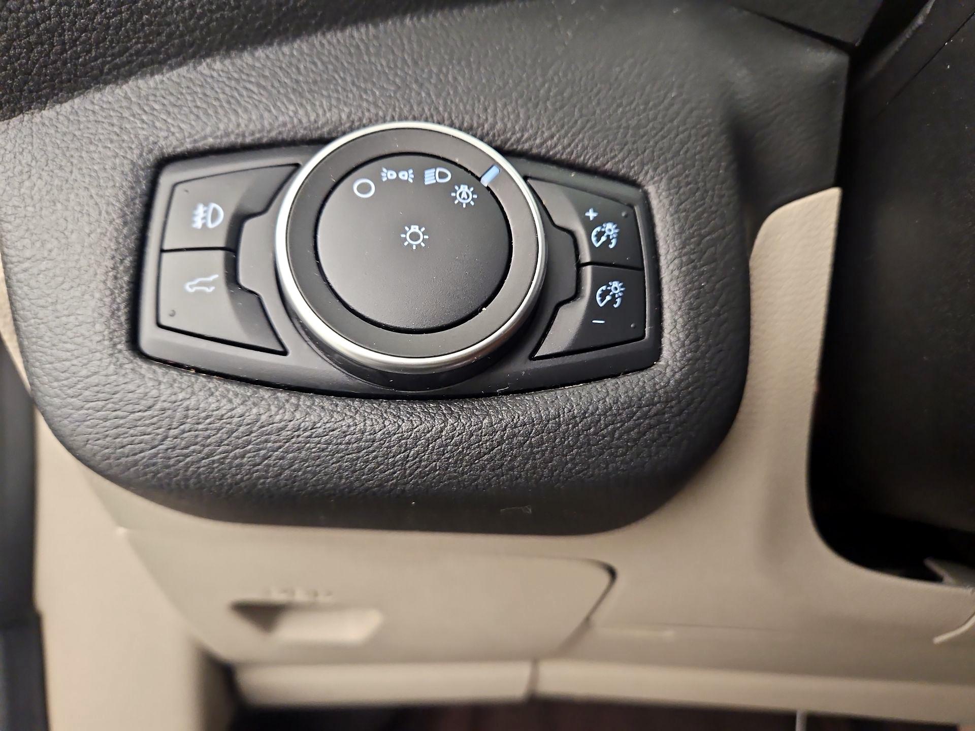 Thumbnail: 2019 Ford Escape - 13