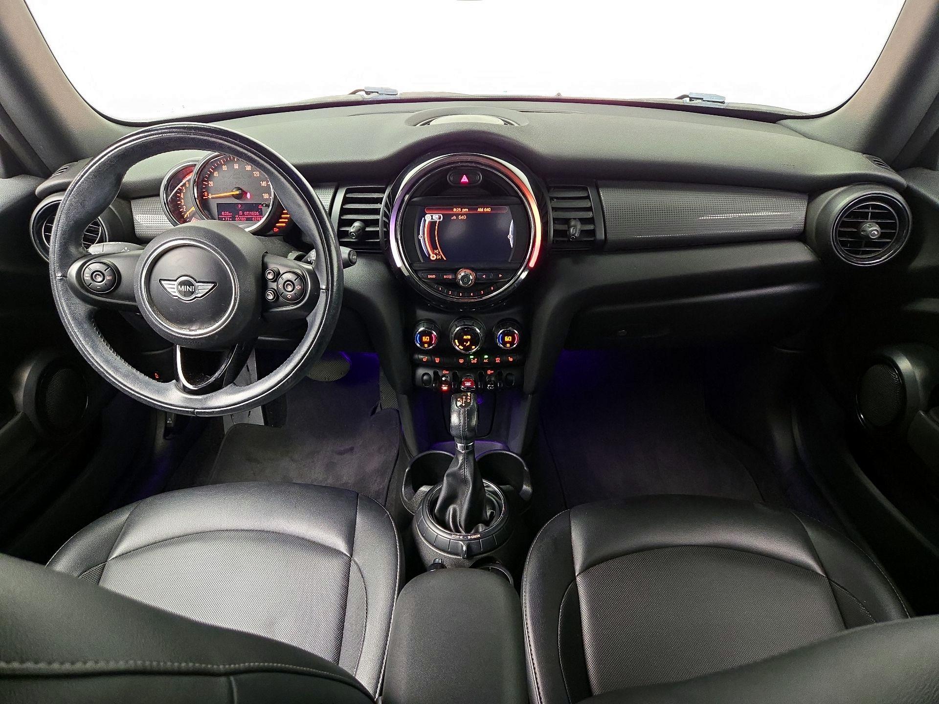 Thumbnail: 2016 MINI Cooper - 9