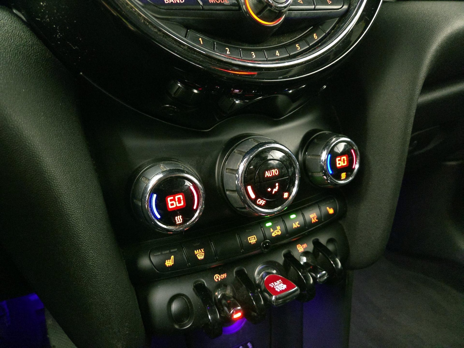 2016 MINI Cooper Base - Photo 16