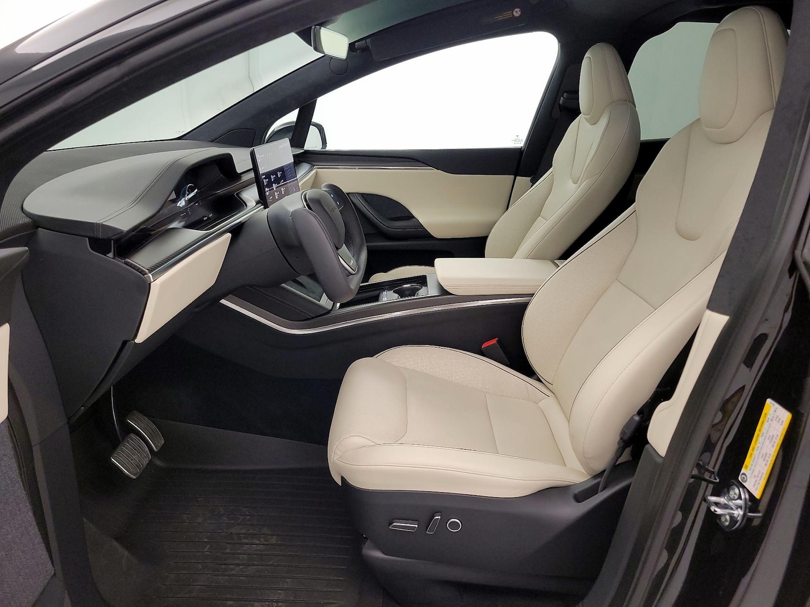2022 Tesla Model X Plaid - Photo 12