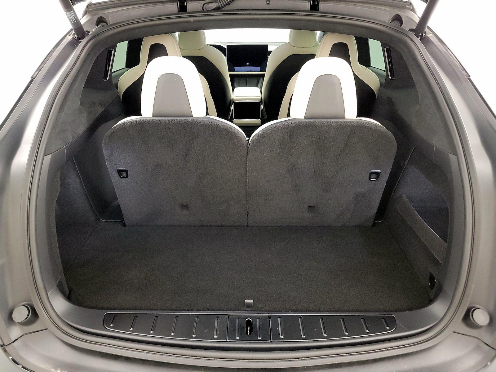 2022 Tesla Model X Plaid - Photo 22