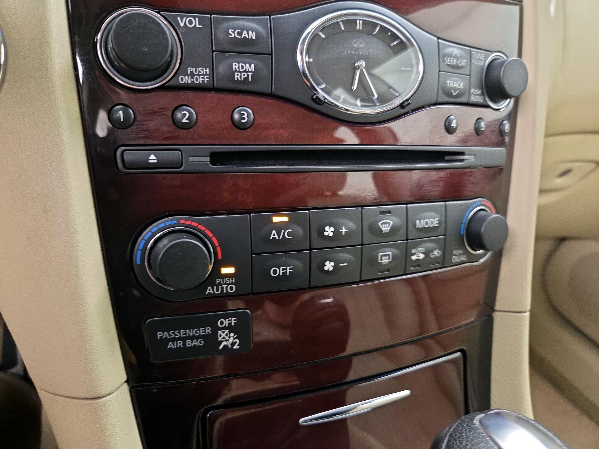 Thumbnail: 2017 INFINITI QX50 - 17