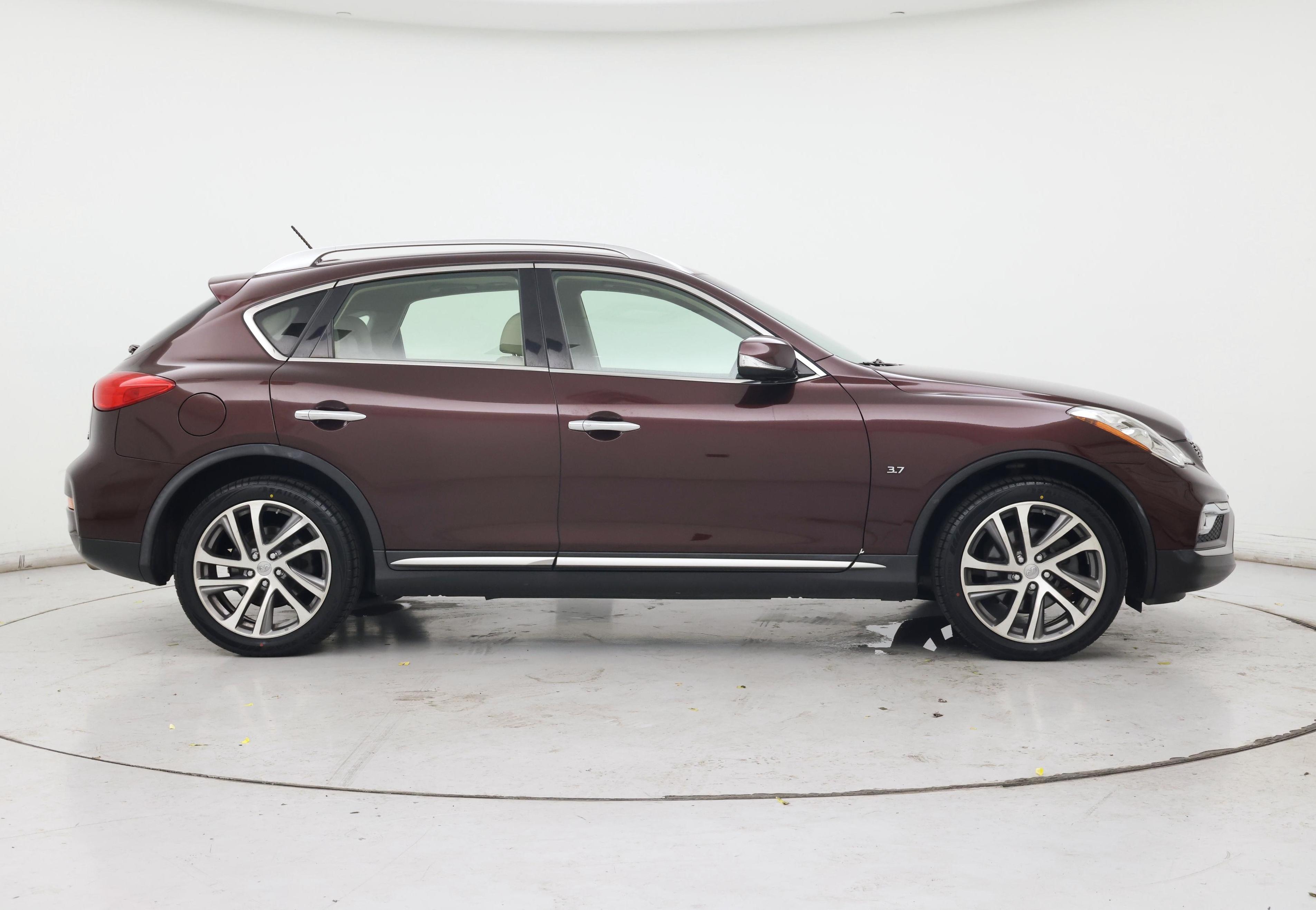 Thumbnail: 2017 INFINITI QX50 - 7