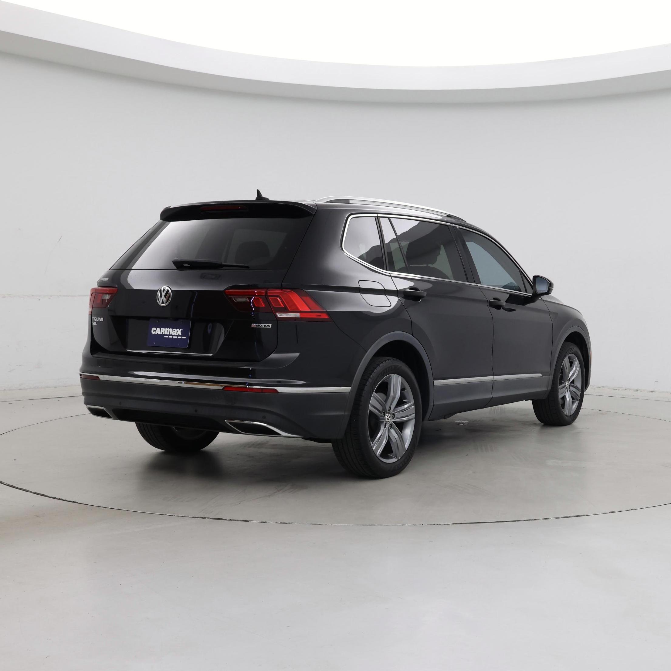 Thumbnail: 2020 Volkswagen Tiguan - 8